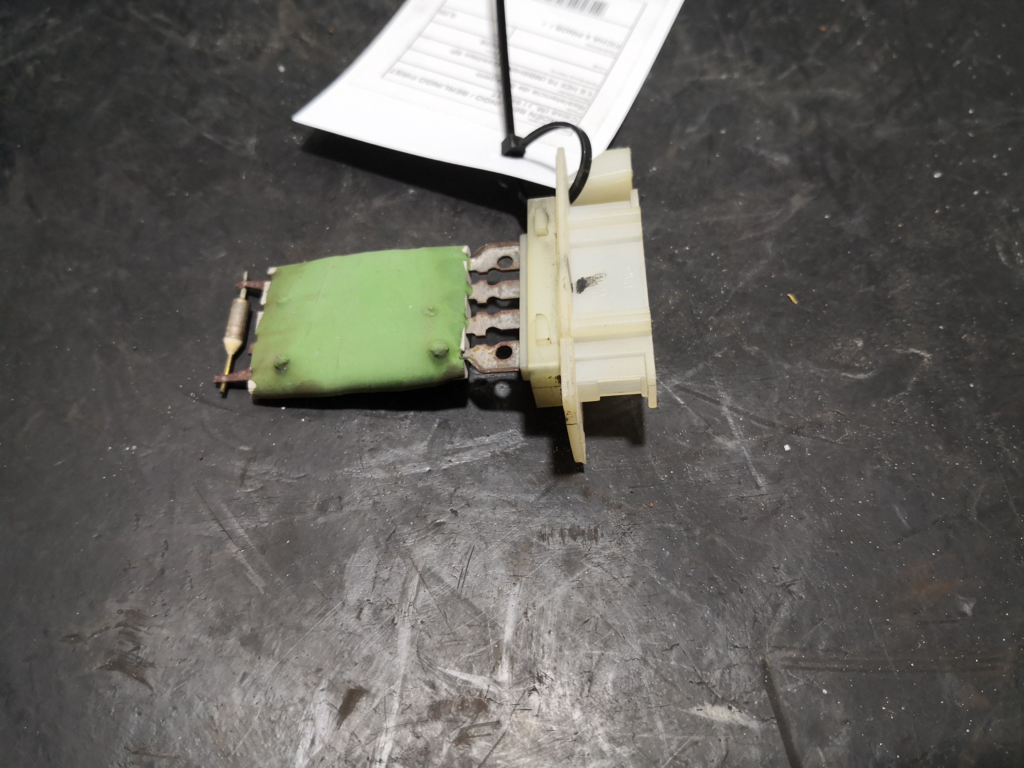 Resistencia de Sofagem CITROEN BERLINGO / BERLINGO FIRST Caixa (M_) | 96 - 11 Imagem-2