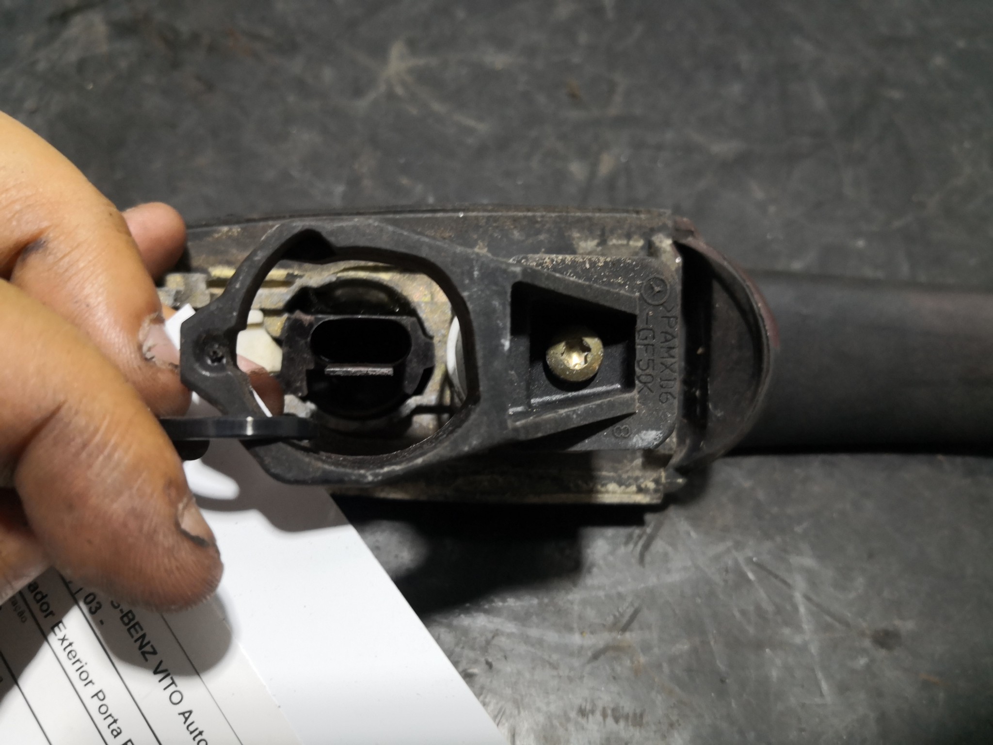 Puxador Exterior Porta Frente Dta MERCEDES-BENZ VITO Autocarro (W639) | 03 -  Imagem-1