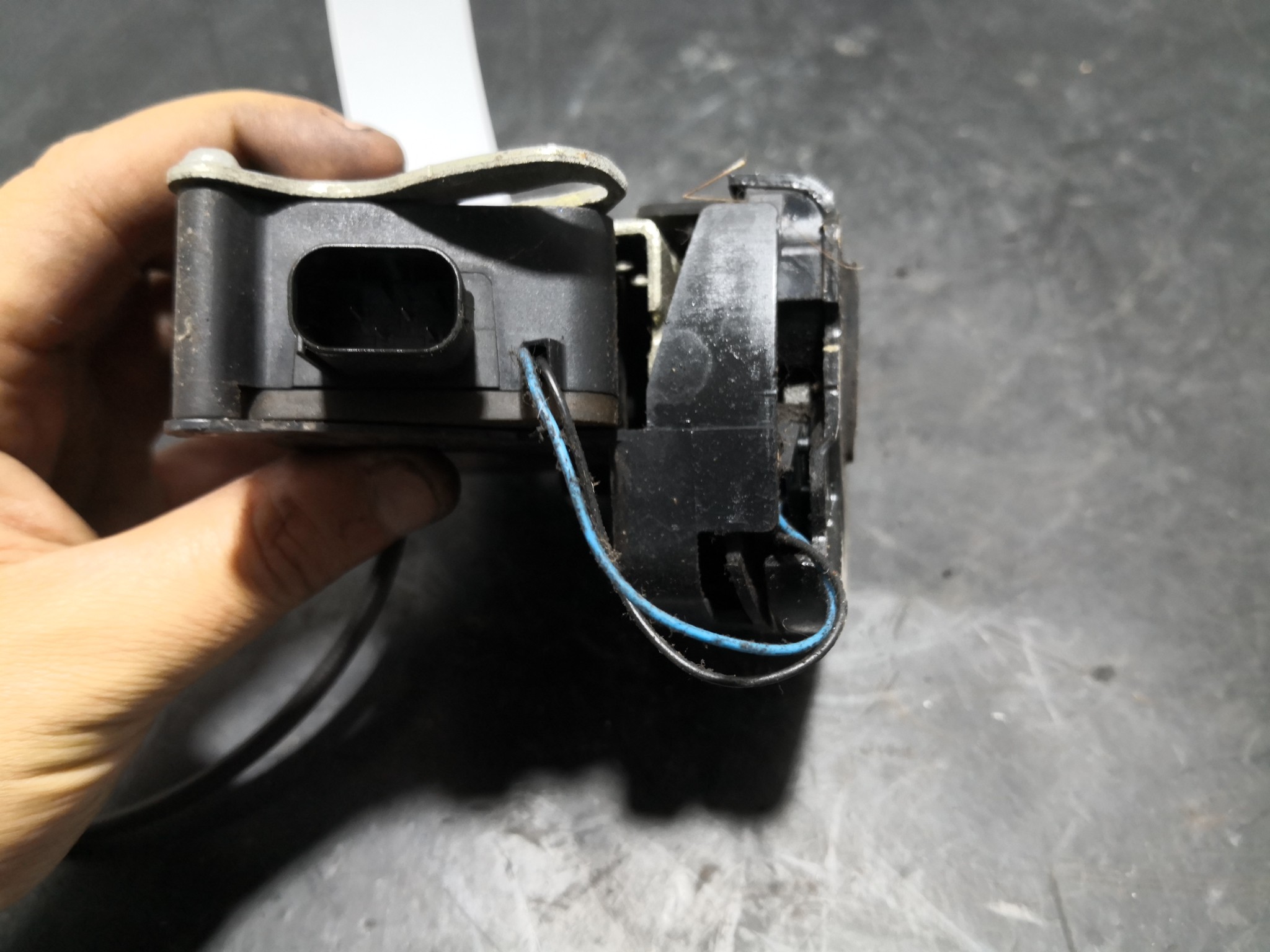 Fecho da Porta Frente Dto MERCEDES-BENZ VITO Autocarro (W639) | 03 -  Imagem-2