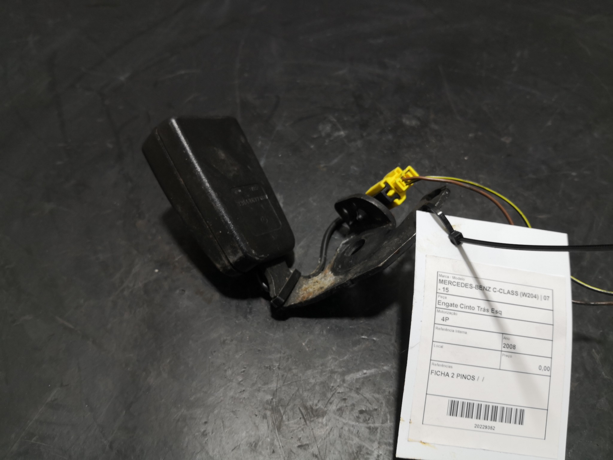 Engate Cinto Trás Esq MERCEDES-BENZ - ID S_89351