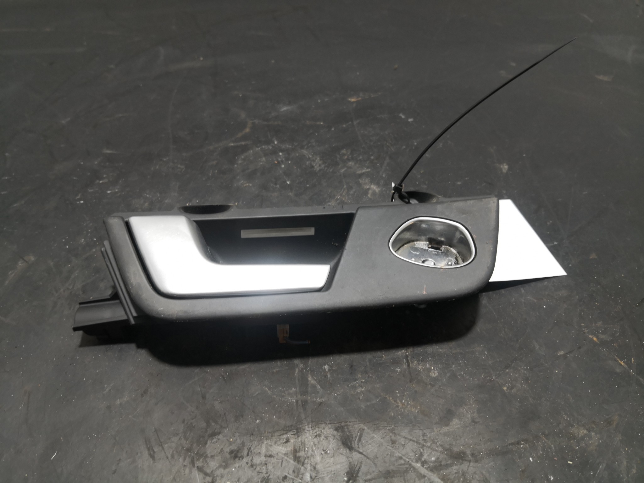 Puxador Interior Trás Esq AUDI - ID S_89470