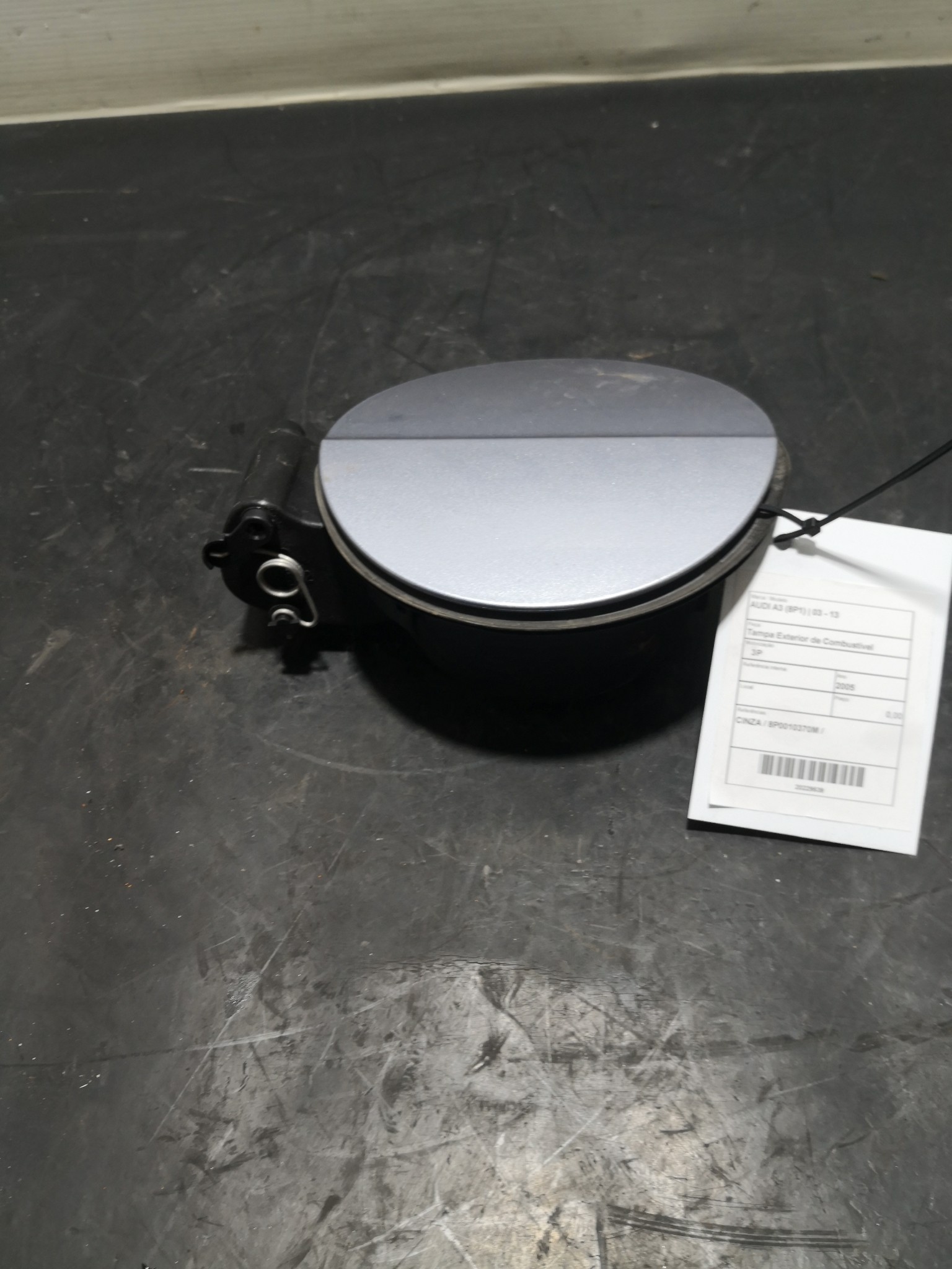 Tampa Exterior de Combustivel AUDI - ID S_89538