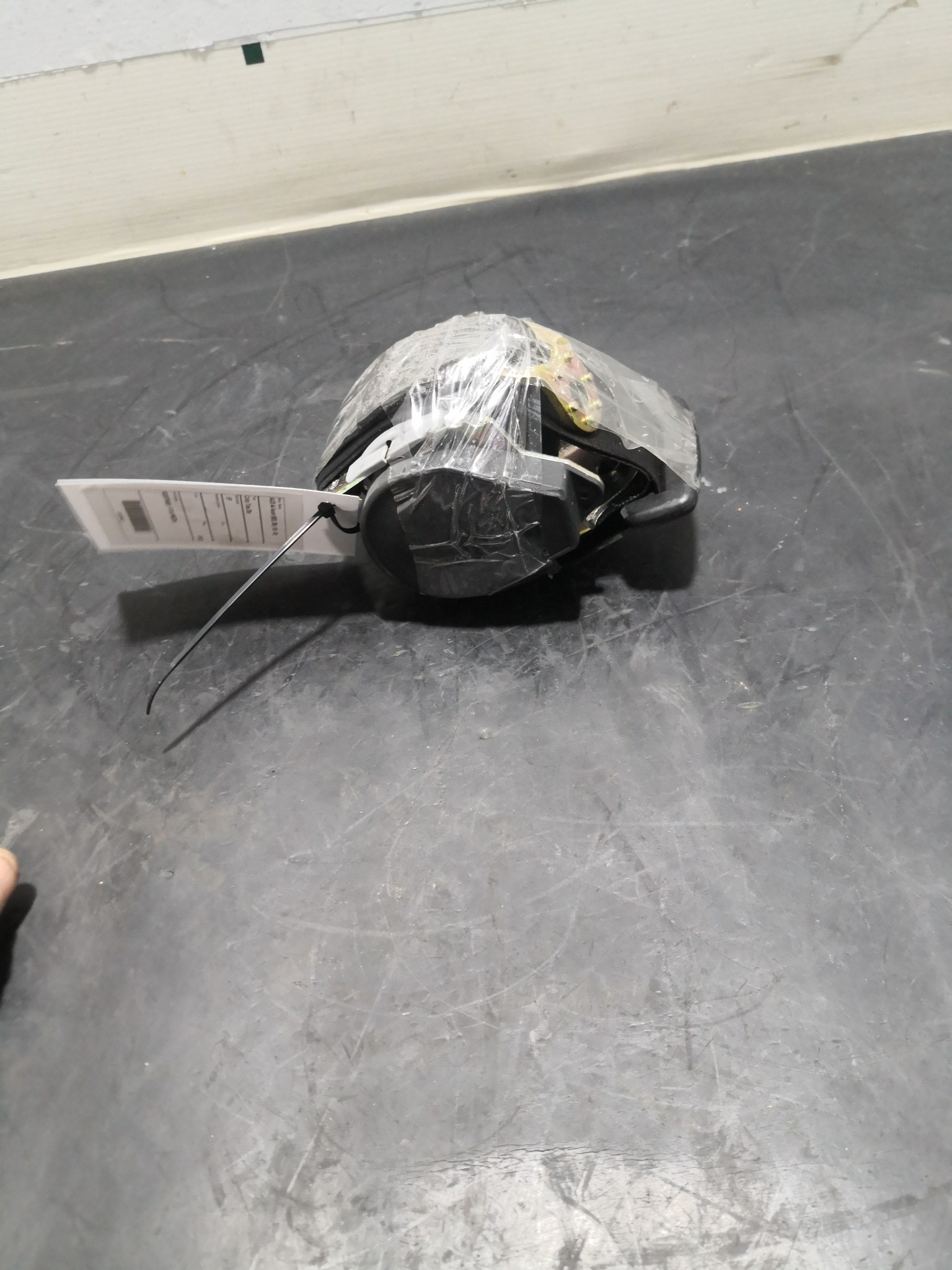 Cinto Trás Dto AUDI A4 Avant (8E5, B6) | 00 - 05 Imagem-1