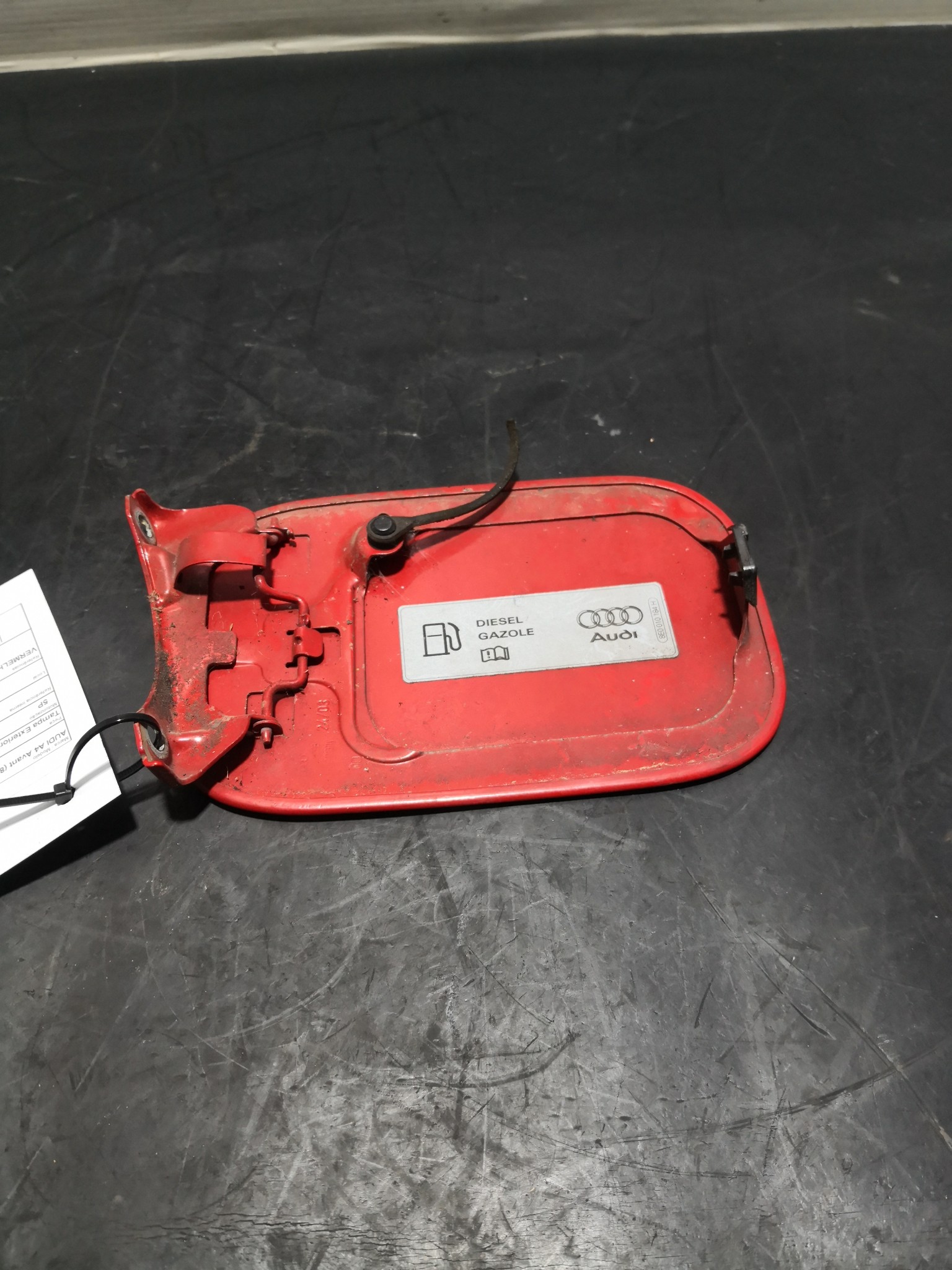 Tampa Exterior de Combustivel AUDI - ID S_89548