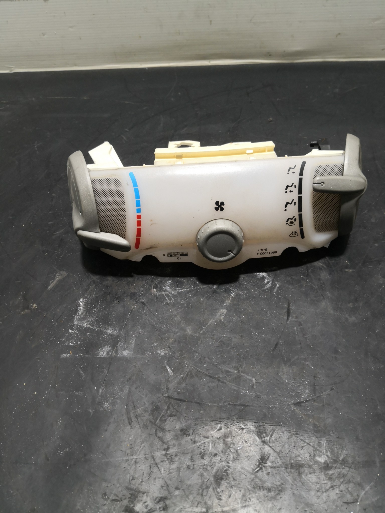 Comando Sofagem PEUGEOT 107 (PM_, PN_) | 05 - 14 Imagem-1