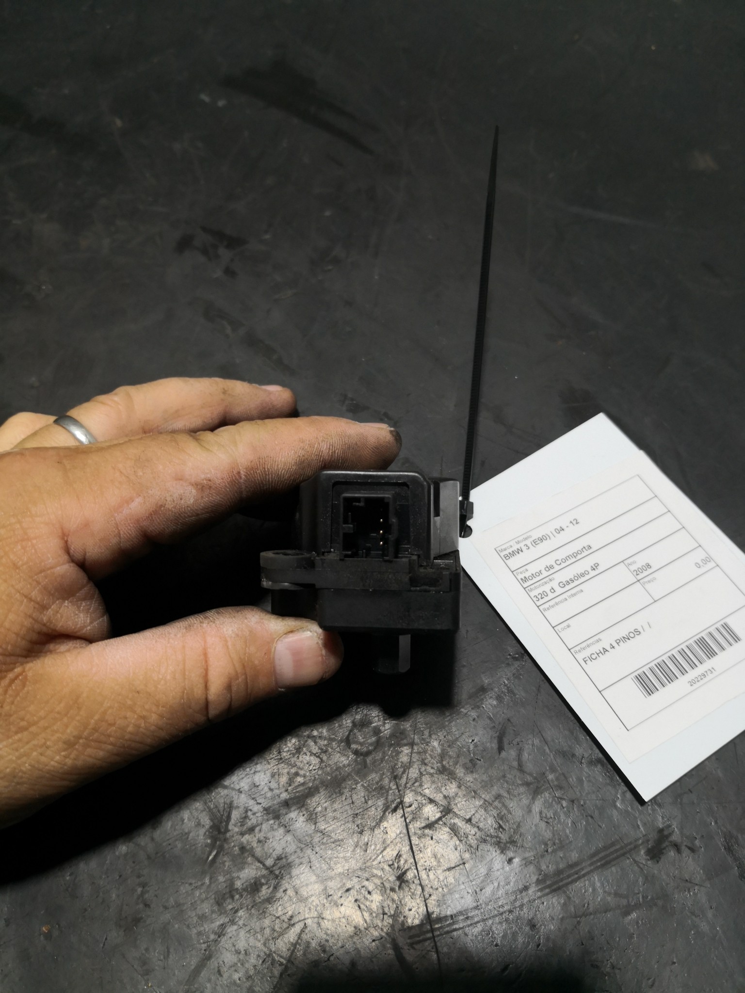 Motor de Comporta BMW 3 (E90) | 04 - 12 Imagem-1