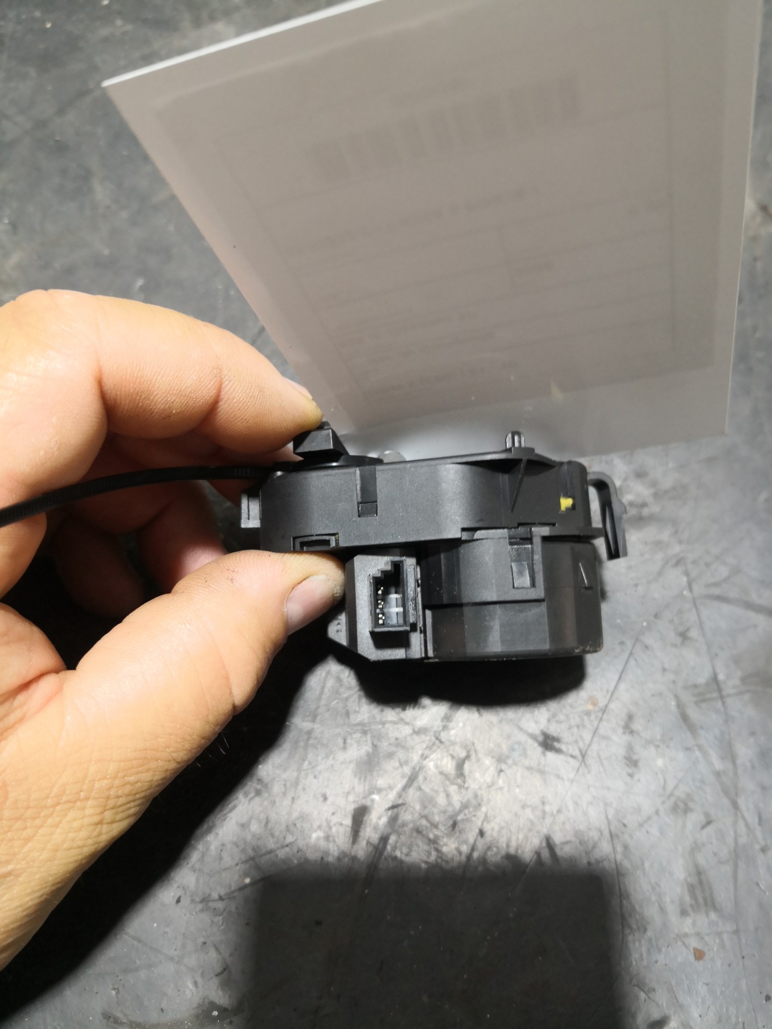 Motor de Comporta BMW 5 (E60) | 01 - 10 Imagem-1