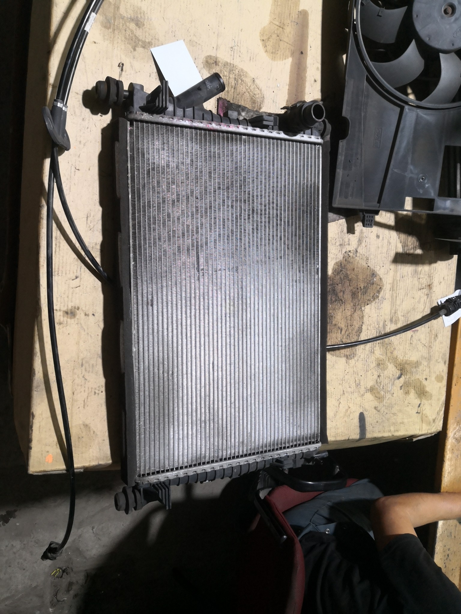 Radiador da água FORD FIESTA V (JH_, JD_) | 01 - 14 Imagem-2