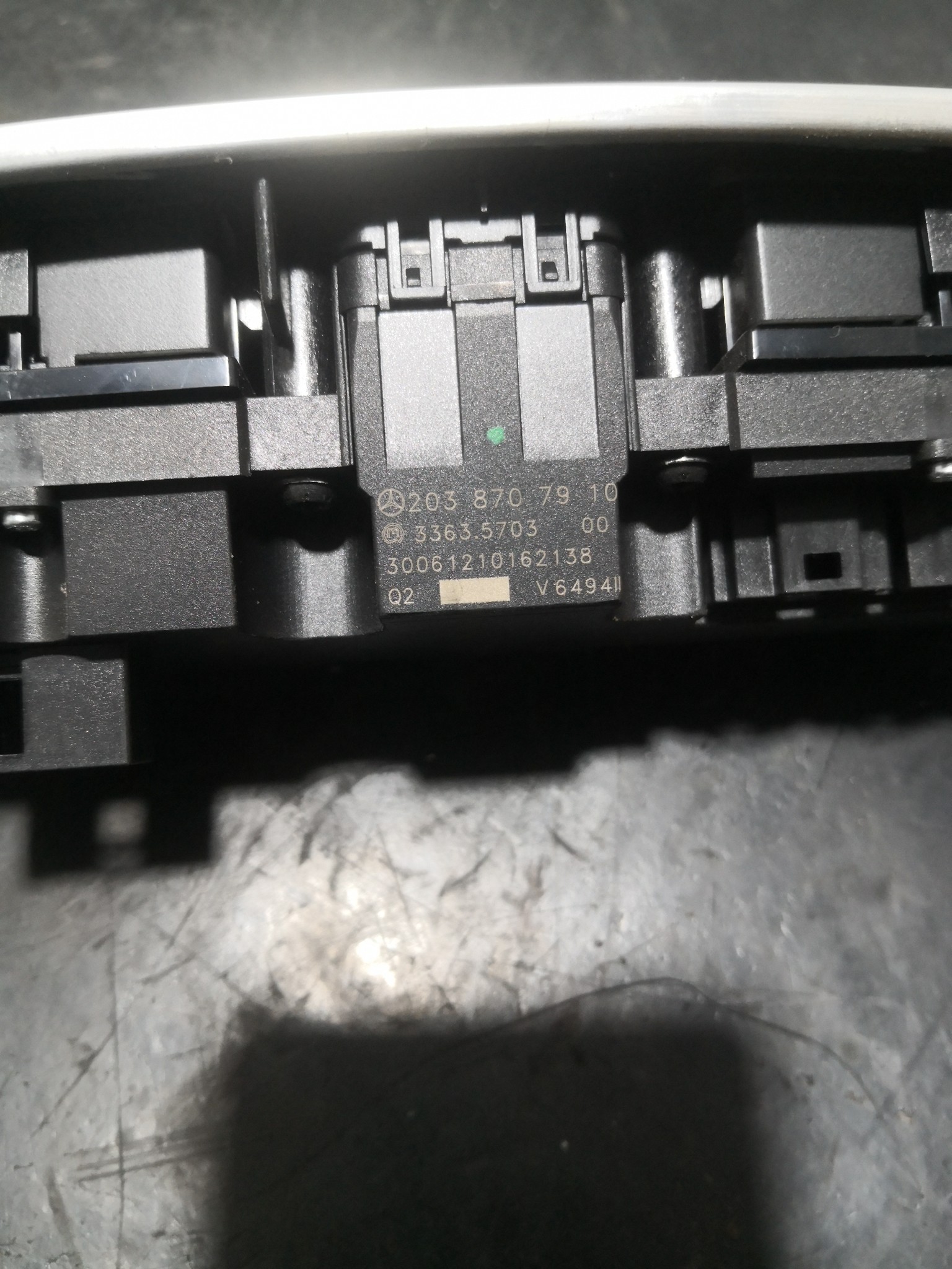 Botão 4 Piscas MERCEDES-BENZ - ID S_89892