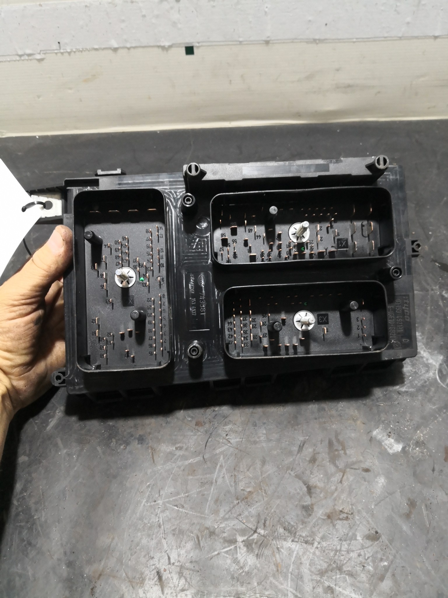 Caixa dos Fusíveis OPEL ASTRA H (A04) | 04 - 14 Imagem-1