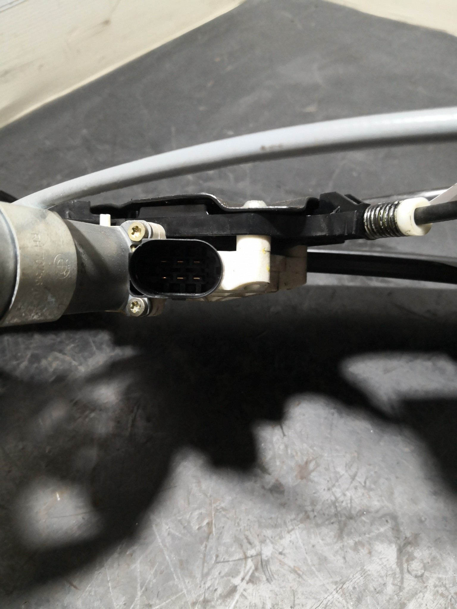 Elevador Frente Dto Electrico BMW - ID S_90003