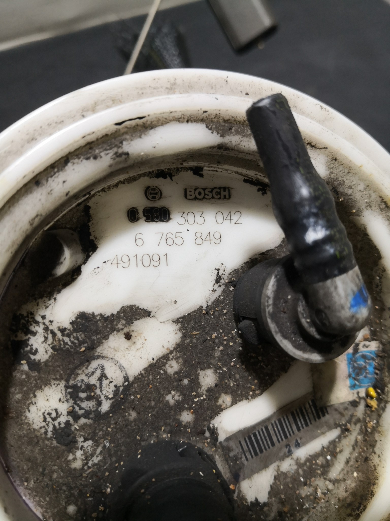 Boia do Combustível BMW 5 (E60) | 01 - 10 Imagem-2