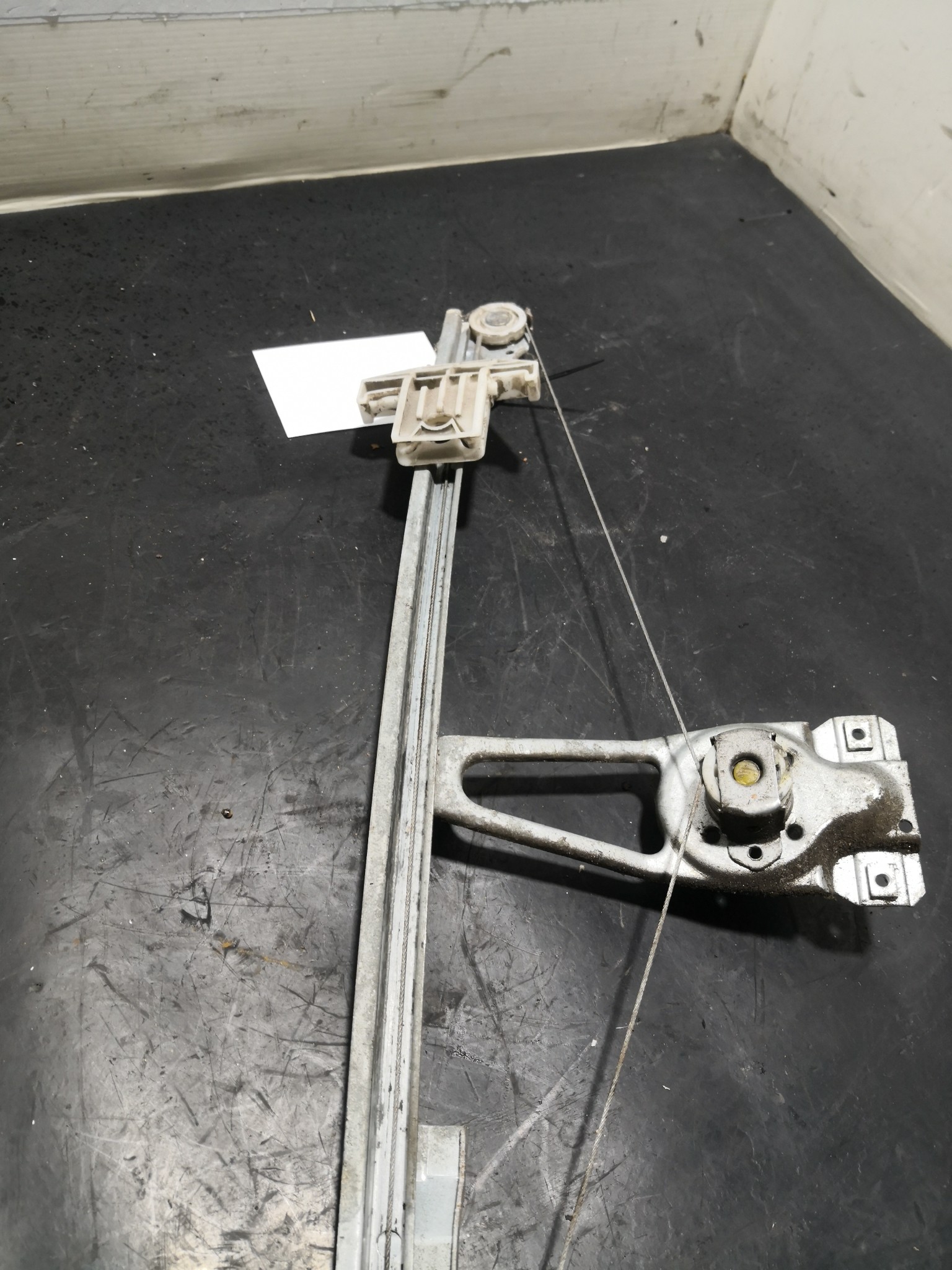 Elevador Trás Esq VOLKSWAGEN POLO (6N2) | 99 - 01 Imagem-1