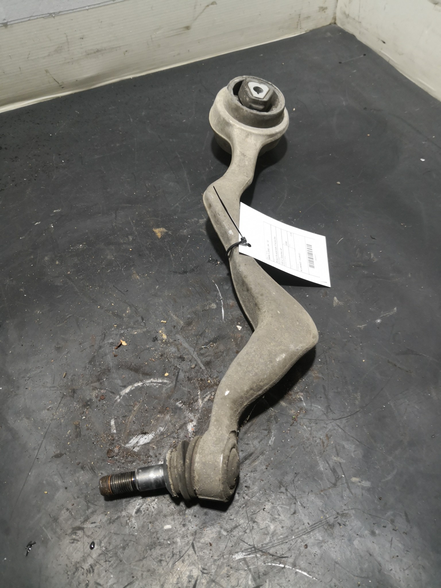 Braço Suspensão Frente Dto BMW - ID S_90310