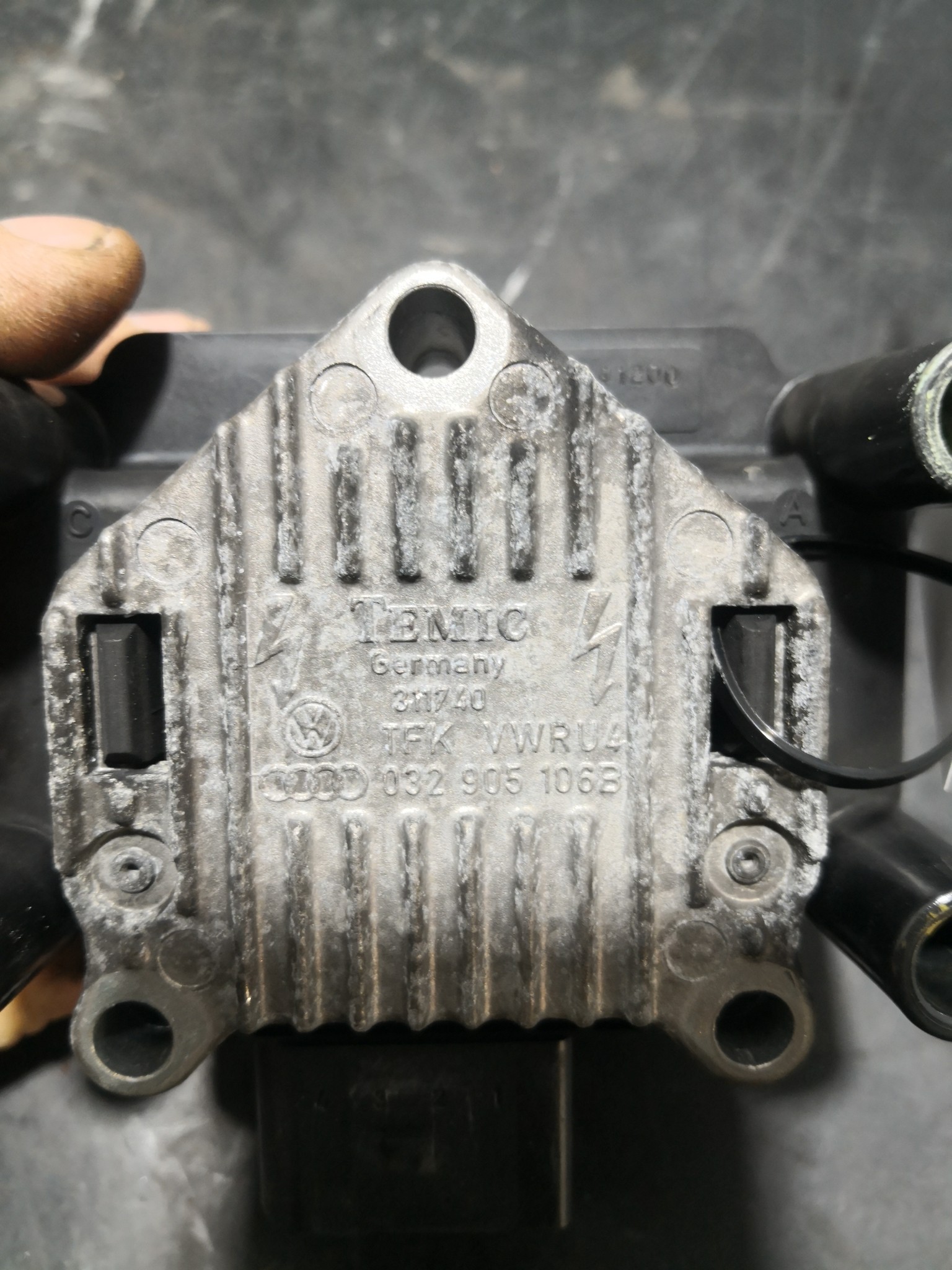 Bobine de Ignição VOLKSWAGEN - ID S_90419