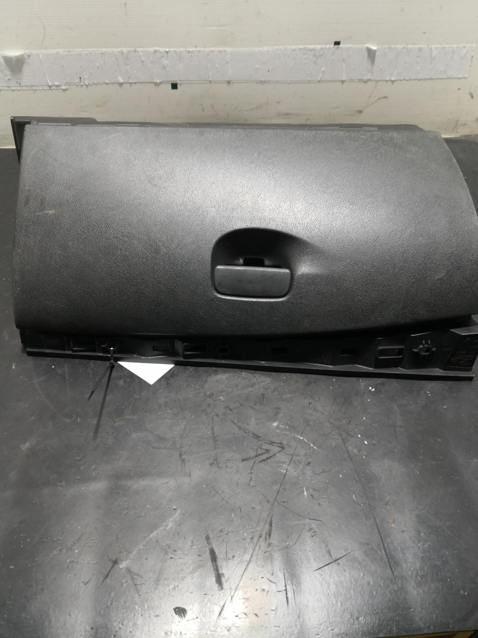 Porta Luvas RENAULT - ID S_90592