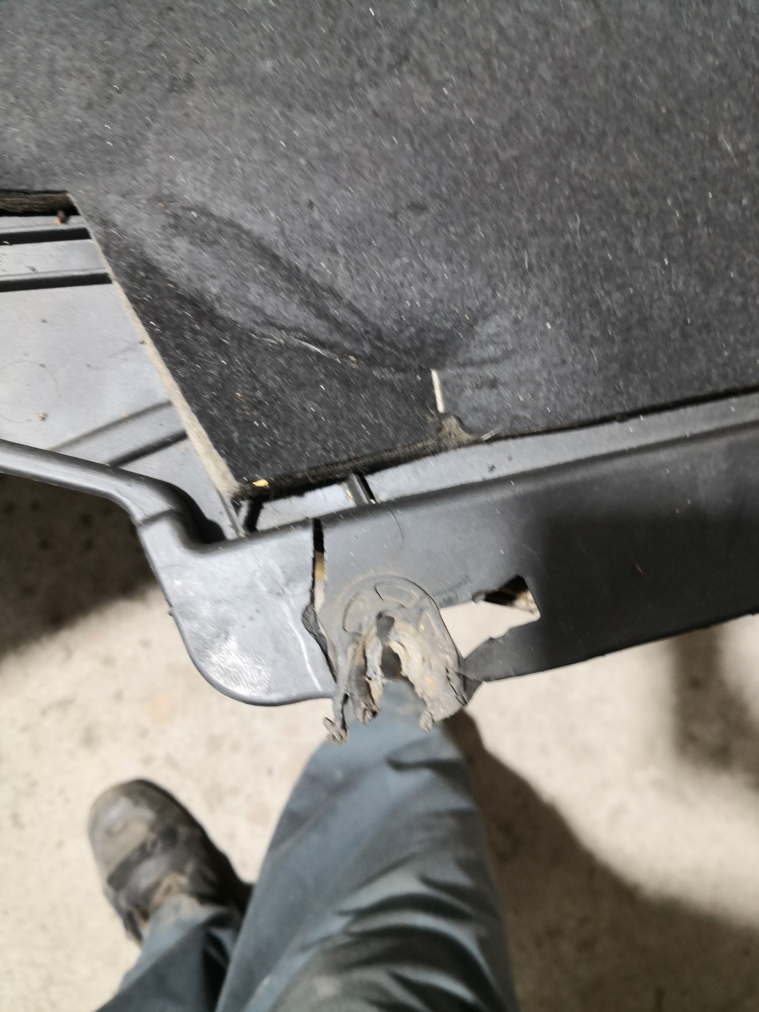 Protecção Inferior Motor RENAULT MEGANE III Hatchback (BZ0/1_) | 08 -  Imagem-2