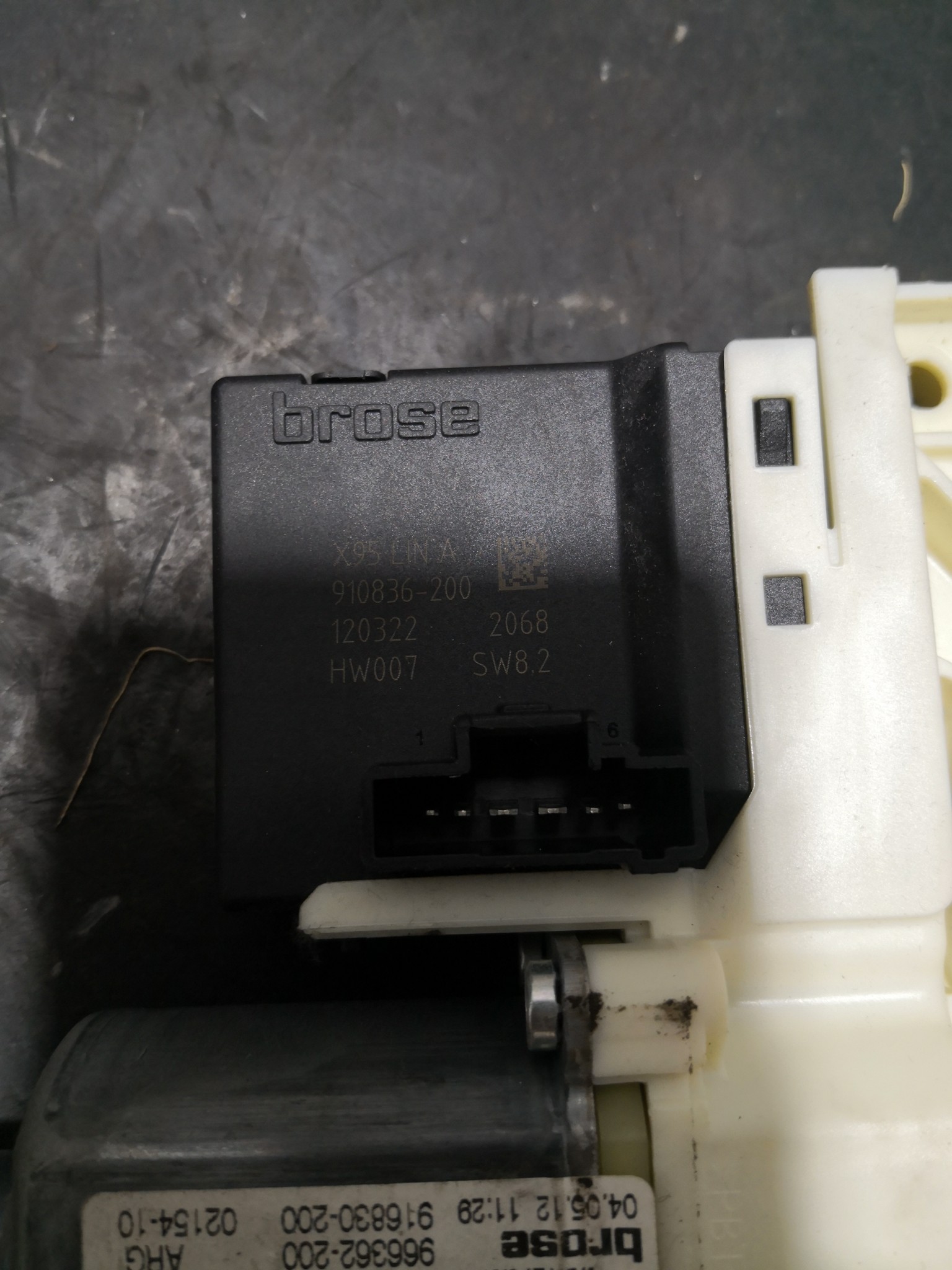 Motor elevador trás esq. RENAULT MEGANE III Hatchback (BZ0/1_) | 08 -  Imagem-1