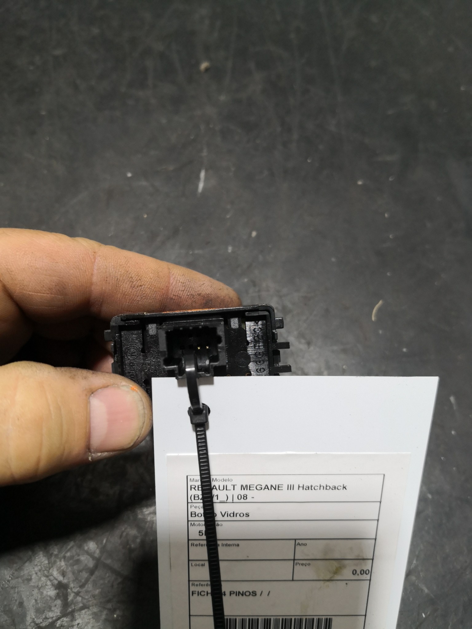 Botão Vidros RENAULT - ID S_90658