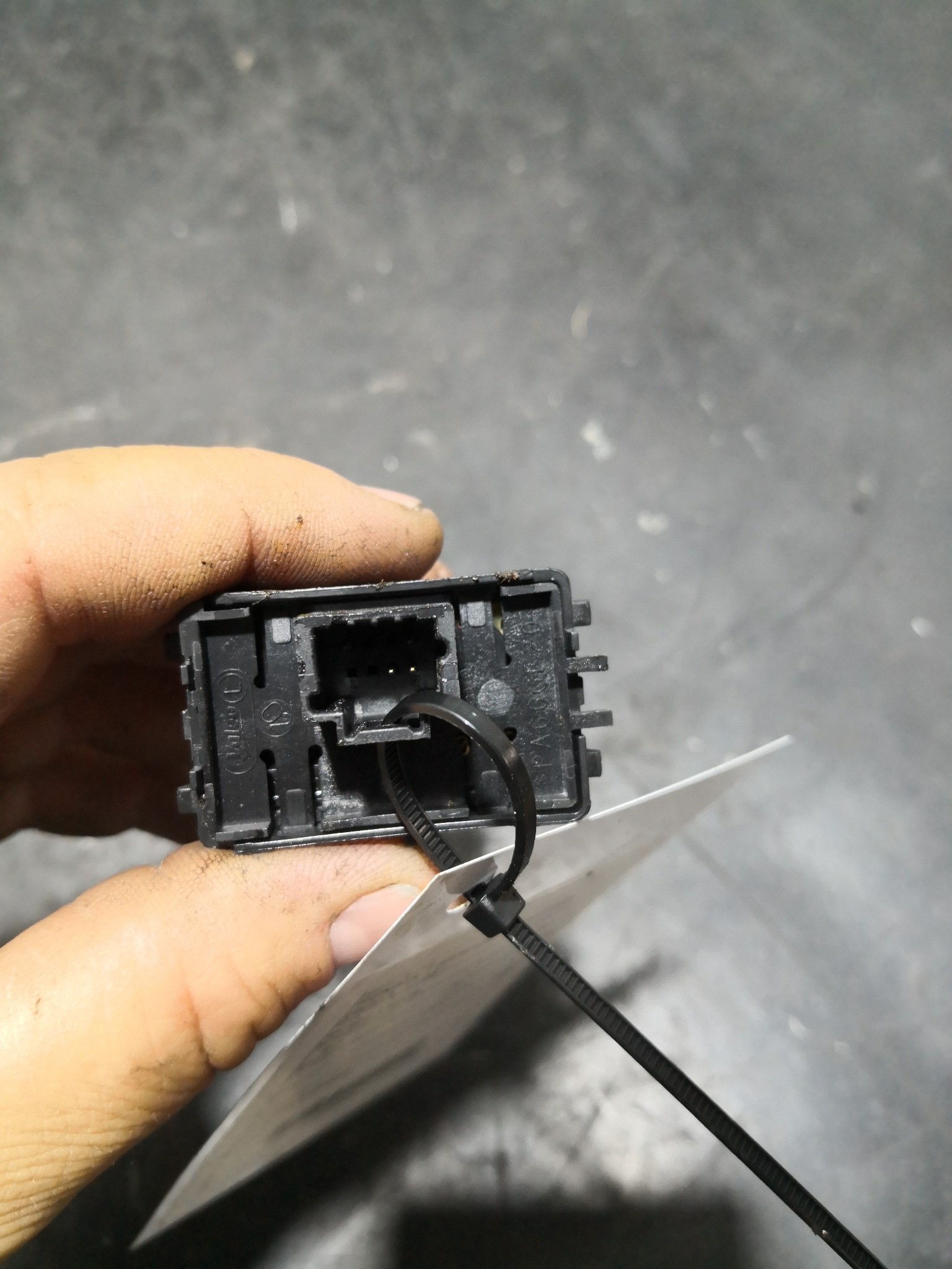 Botão Vidros RENAULT - ID S_90659