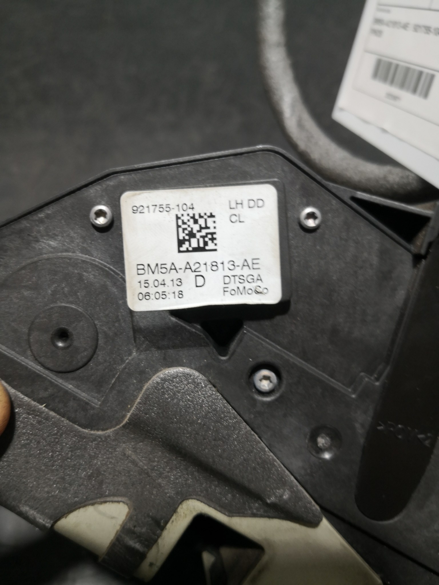 Fecho da Porta Frente Esq FORD - ID S_90670