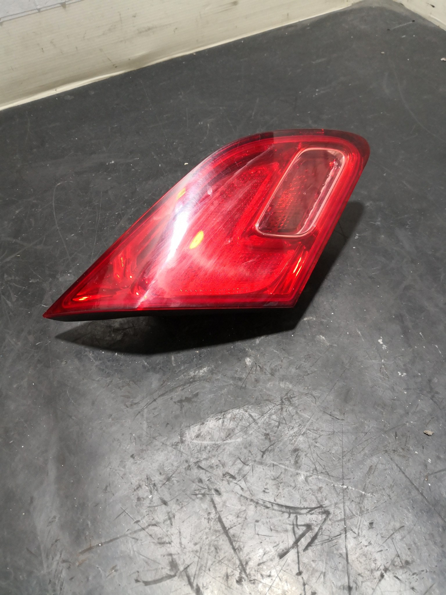 Farolim Mala OPEL ASTRA J (P10) | 09 - 15 Imagem-2