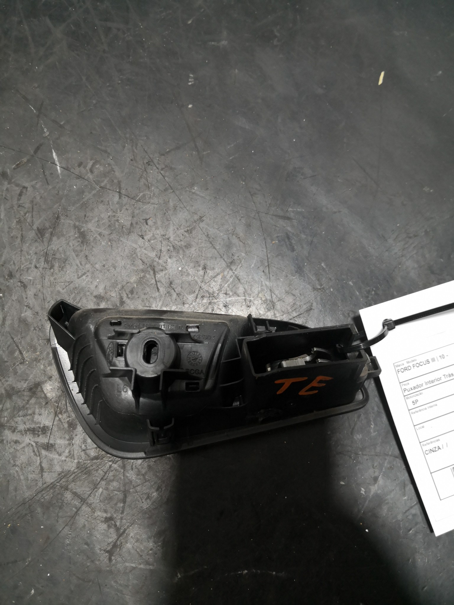 Puxador Interior Trás Esq FORD - ID S_90680