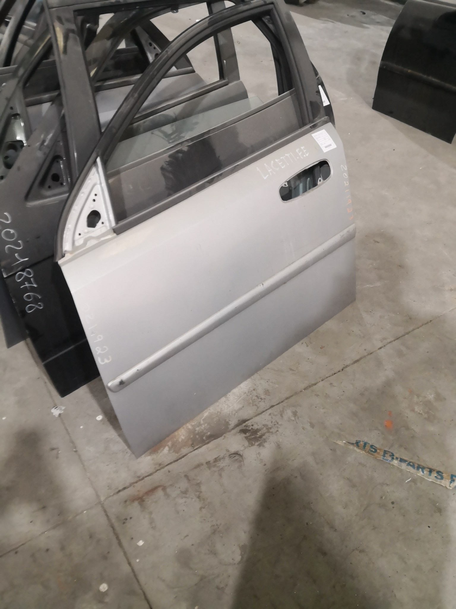 Porta Frente Esq CHEVROLET LACETTI (J200) | 03 -  Imagem-1