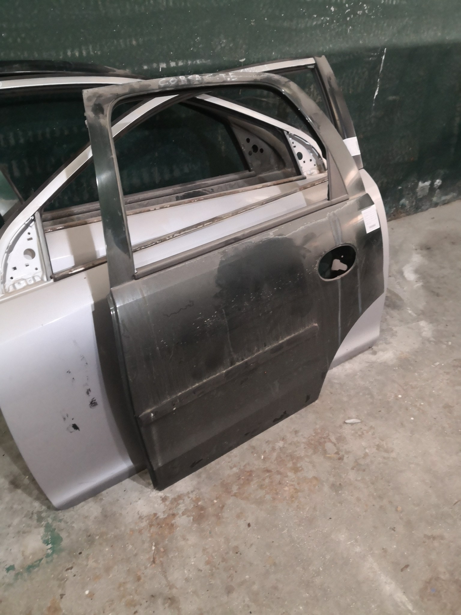 Porta Trás Esq OPEL CORSA C (X01) | 00 - 09 Imagem-1