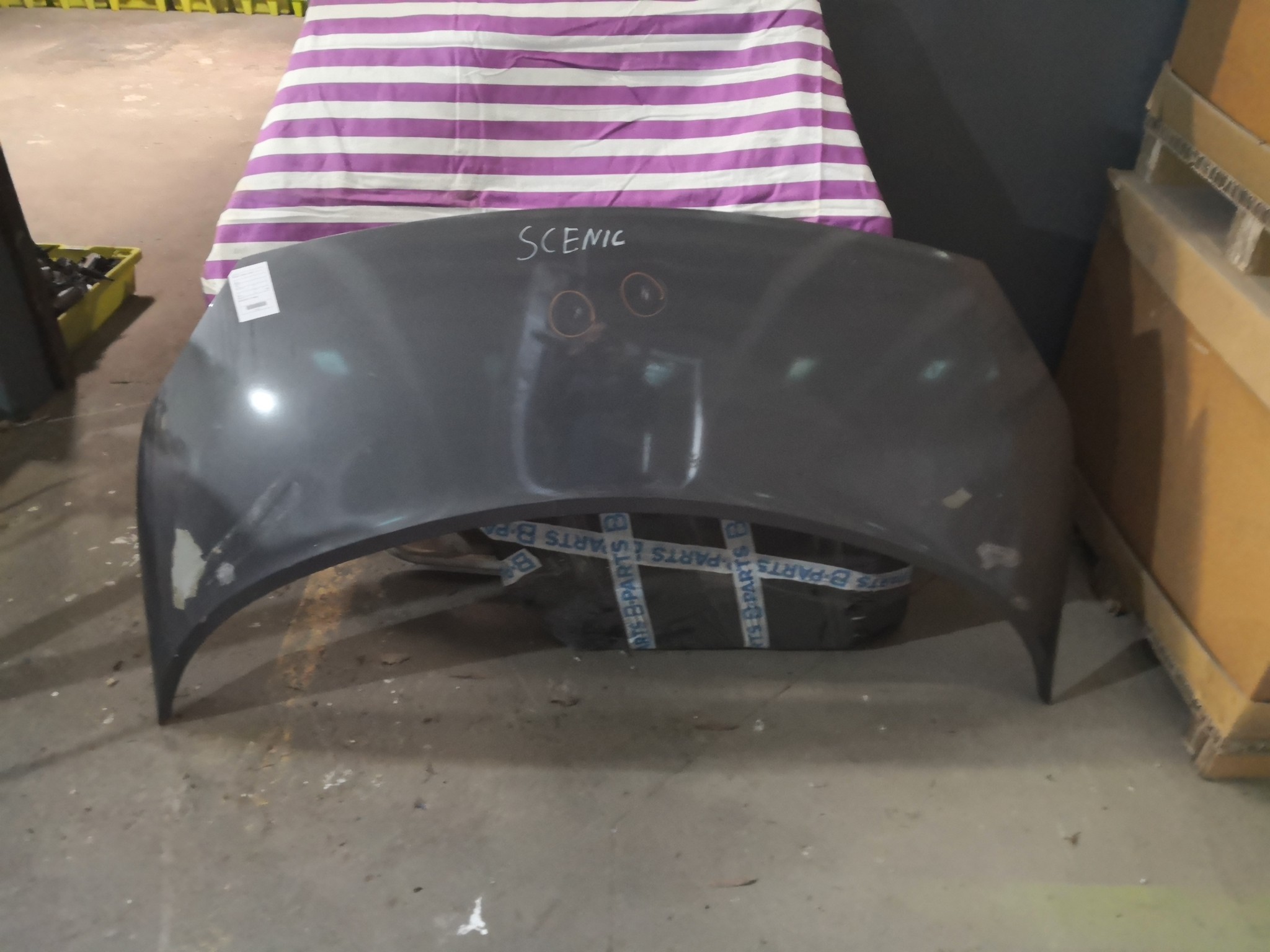 Capot RENAULT - ID S_90911