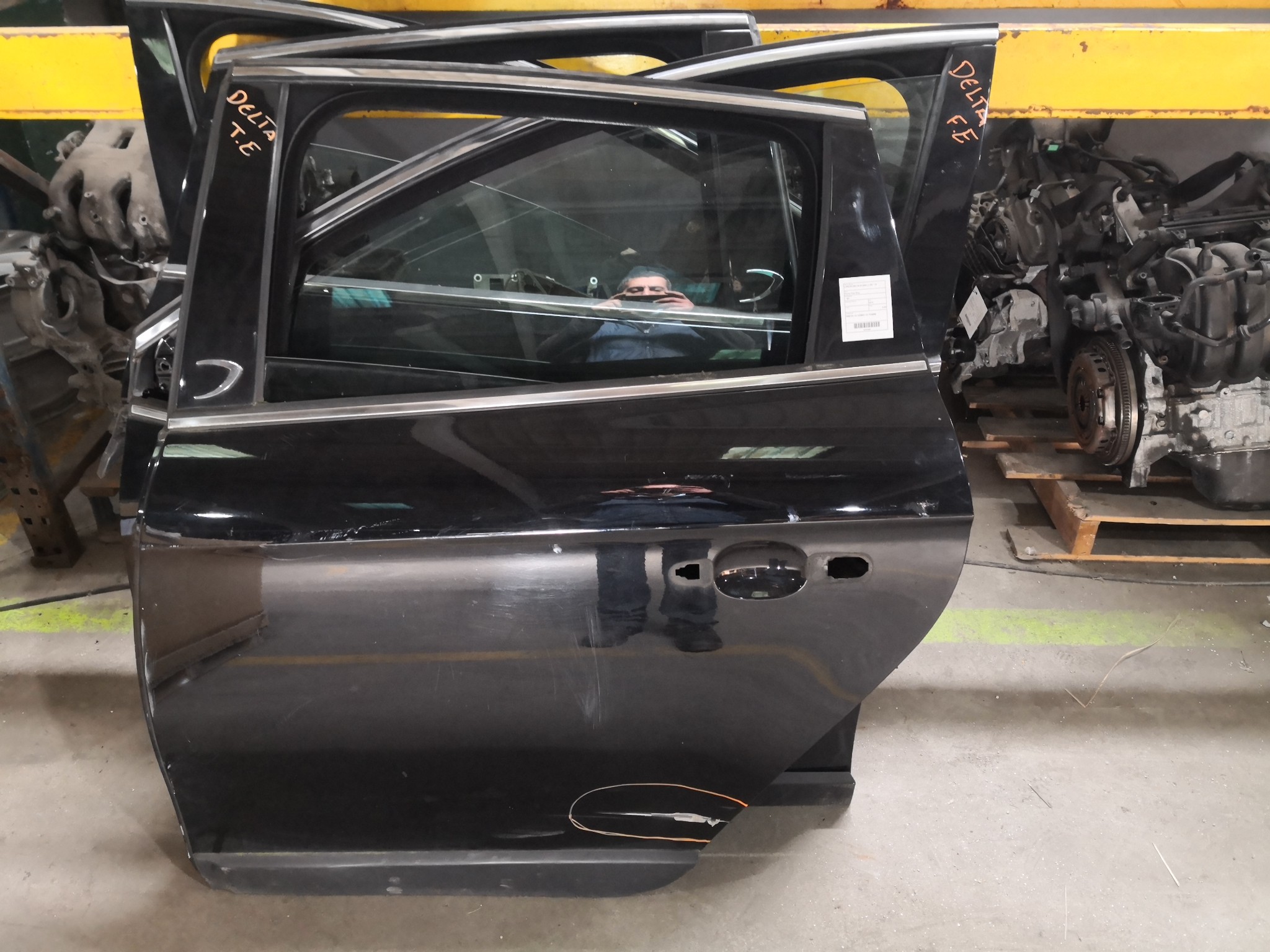 Porta Trás Esq LANCIA - ID S_90979