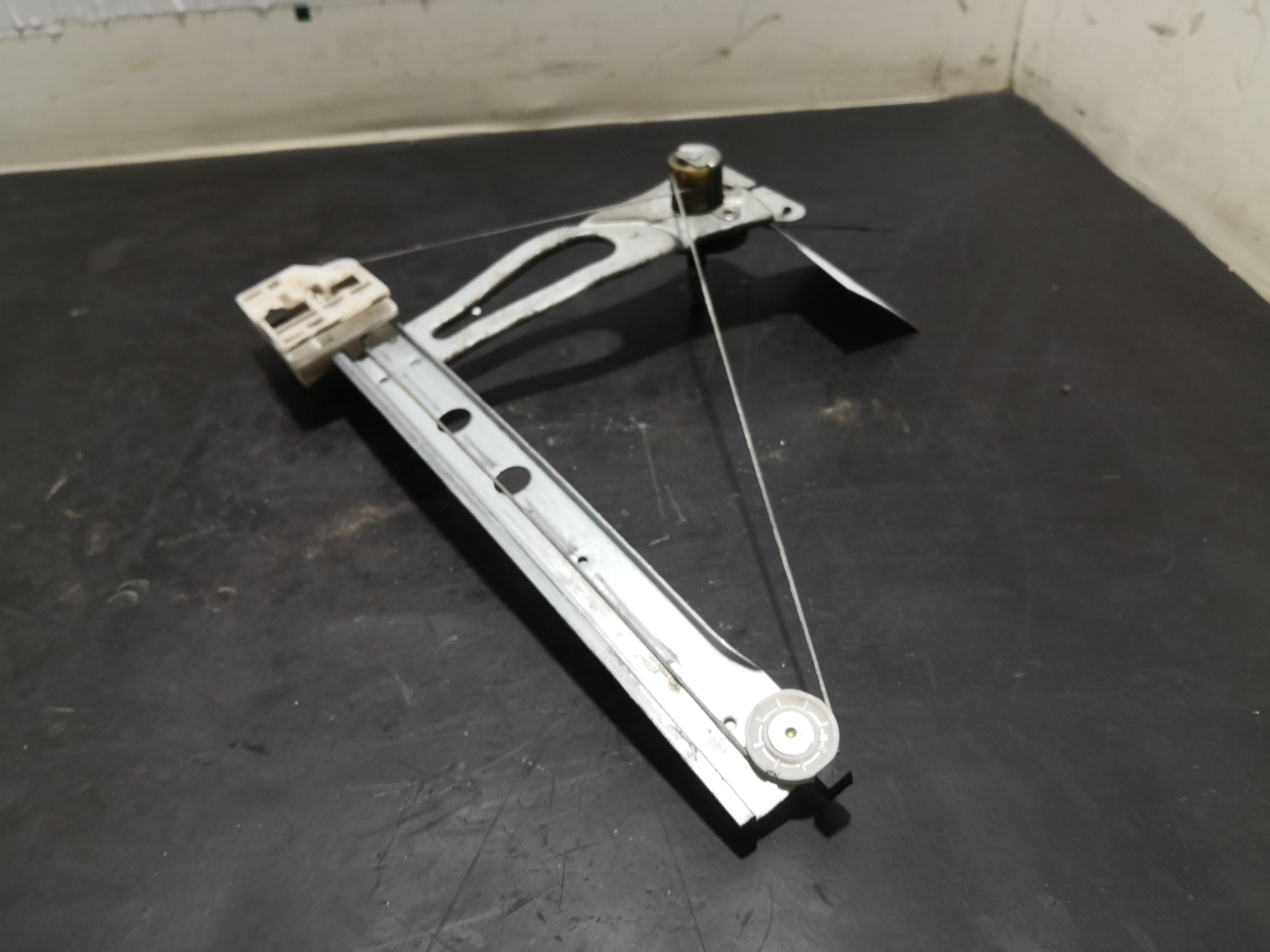 Elevador Trás Esq CITROEN C3 I (FC_, FN_) | 02 -  Imagem-2