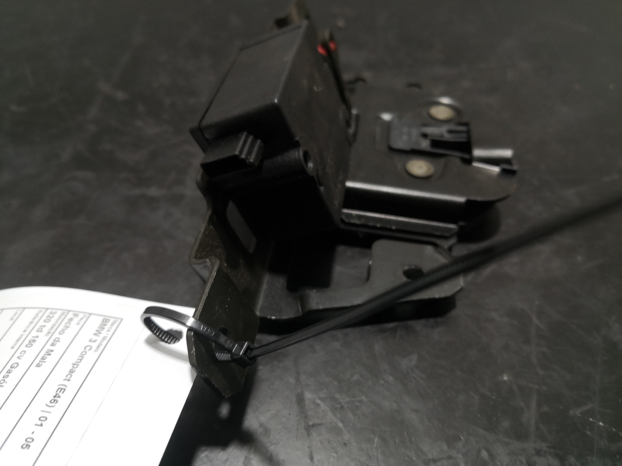 Fecho da Mala BMW 3 Compact (E46) | 01 - 05 Imagem-2