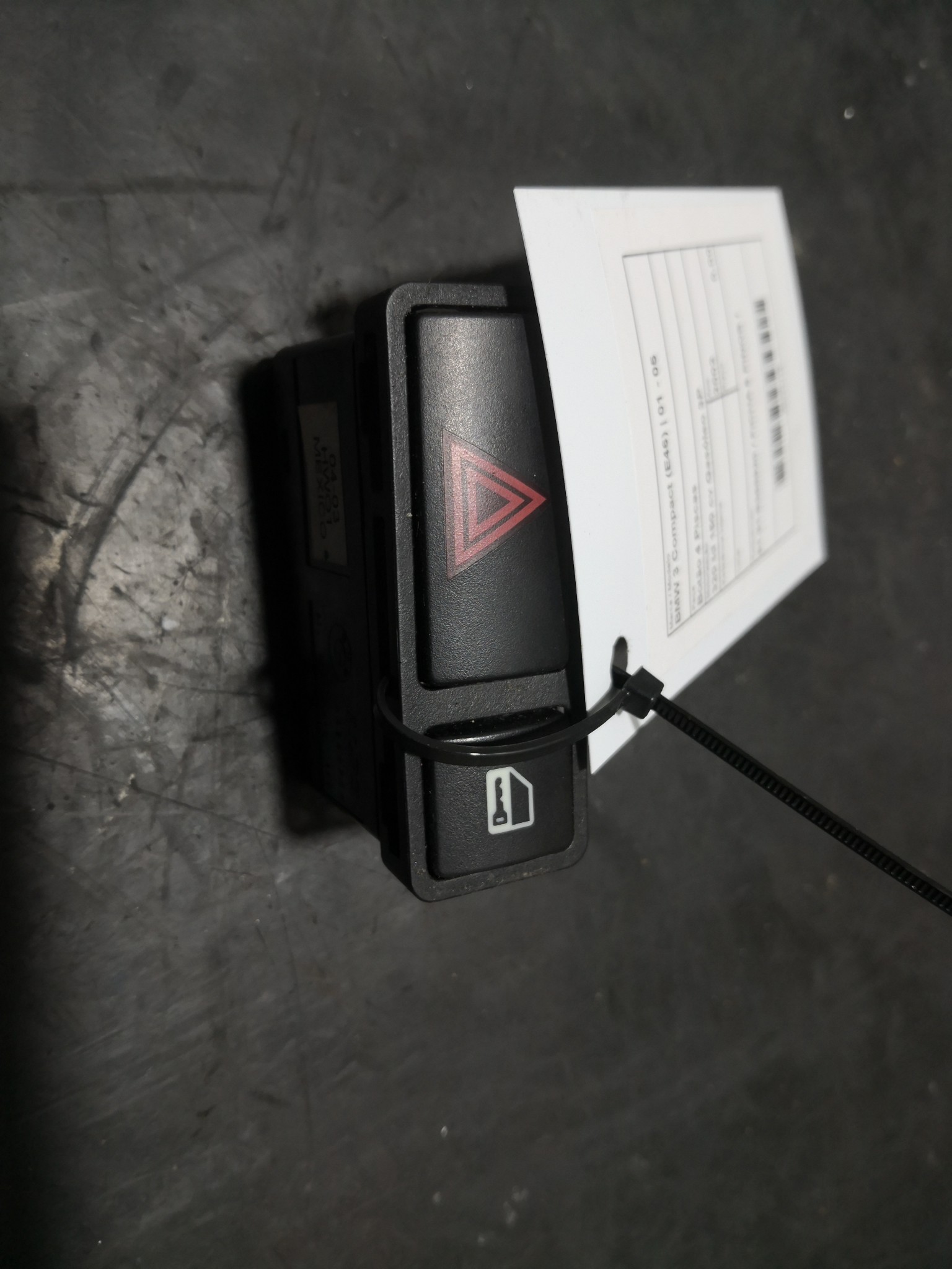 Botão 4 Piscas BMW 3 Compact (E46) | 01 - 05 Imagem-1