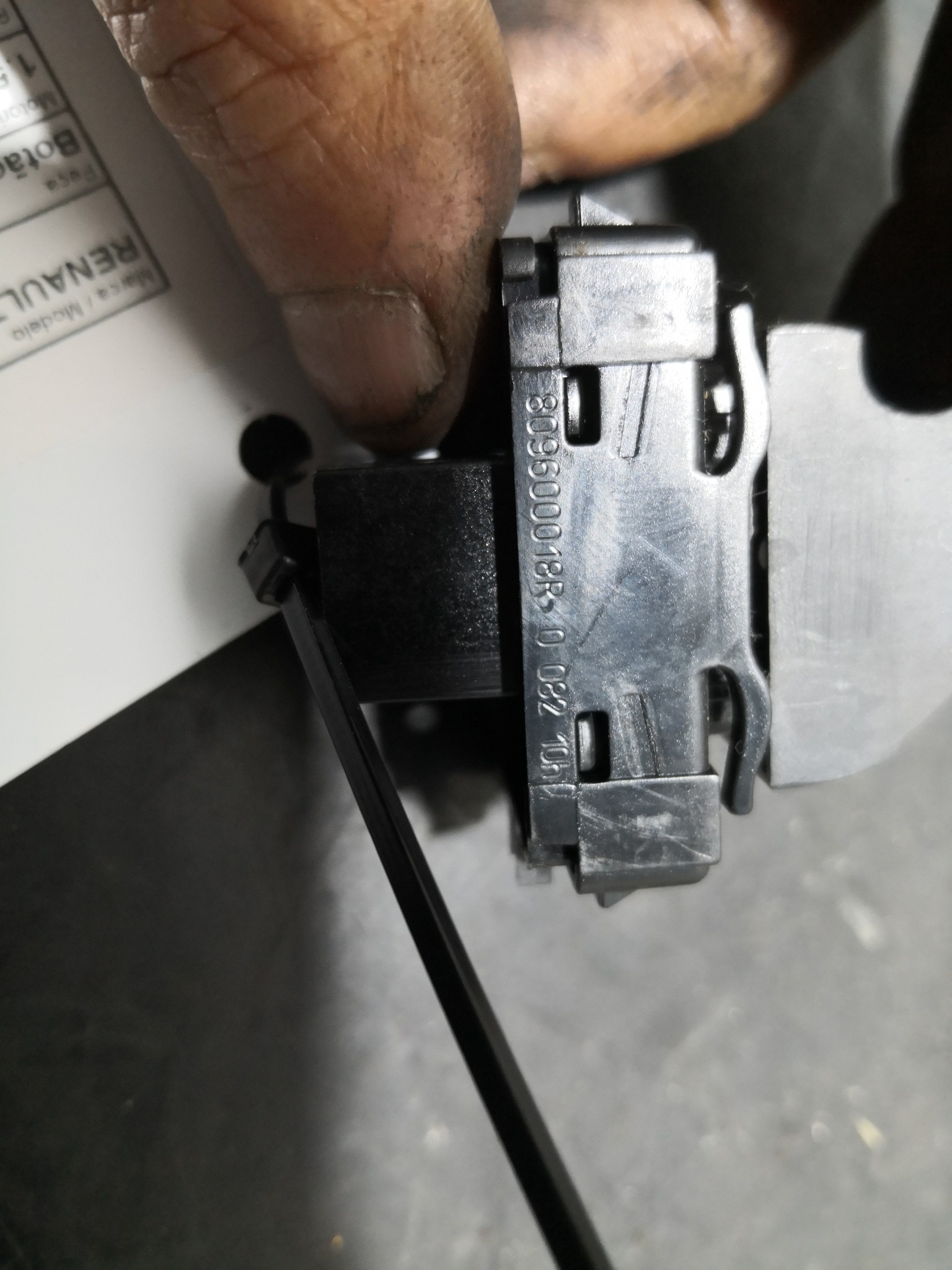 Botão Vidros RENAULT SCÉNIC III (JZ0/1_) | 08 -  Imagem-2