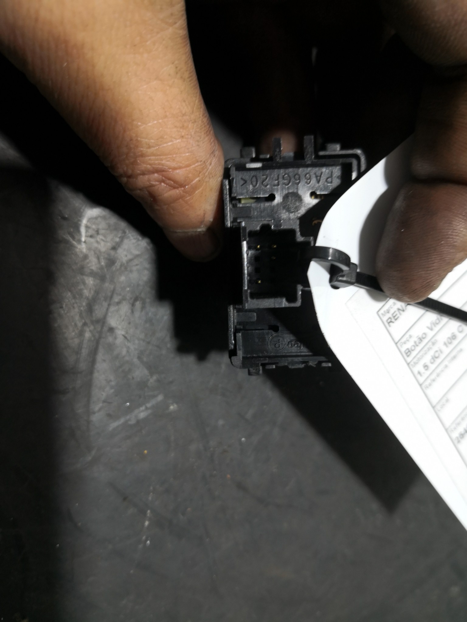 Botão Vidros RENAULT SCÉNIC III (JZ0/1_) | 08 -  Imagem-2