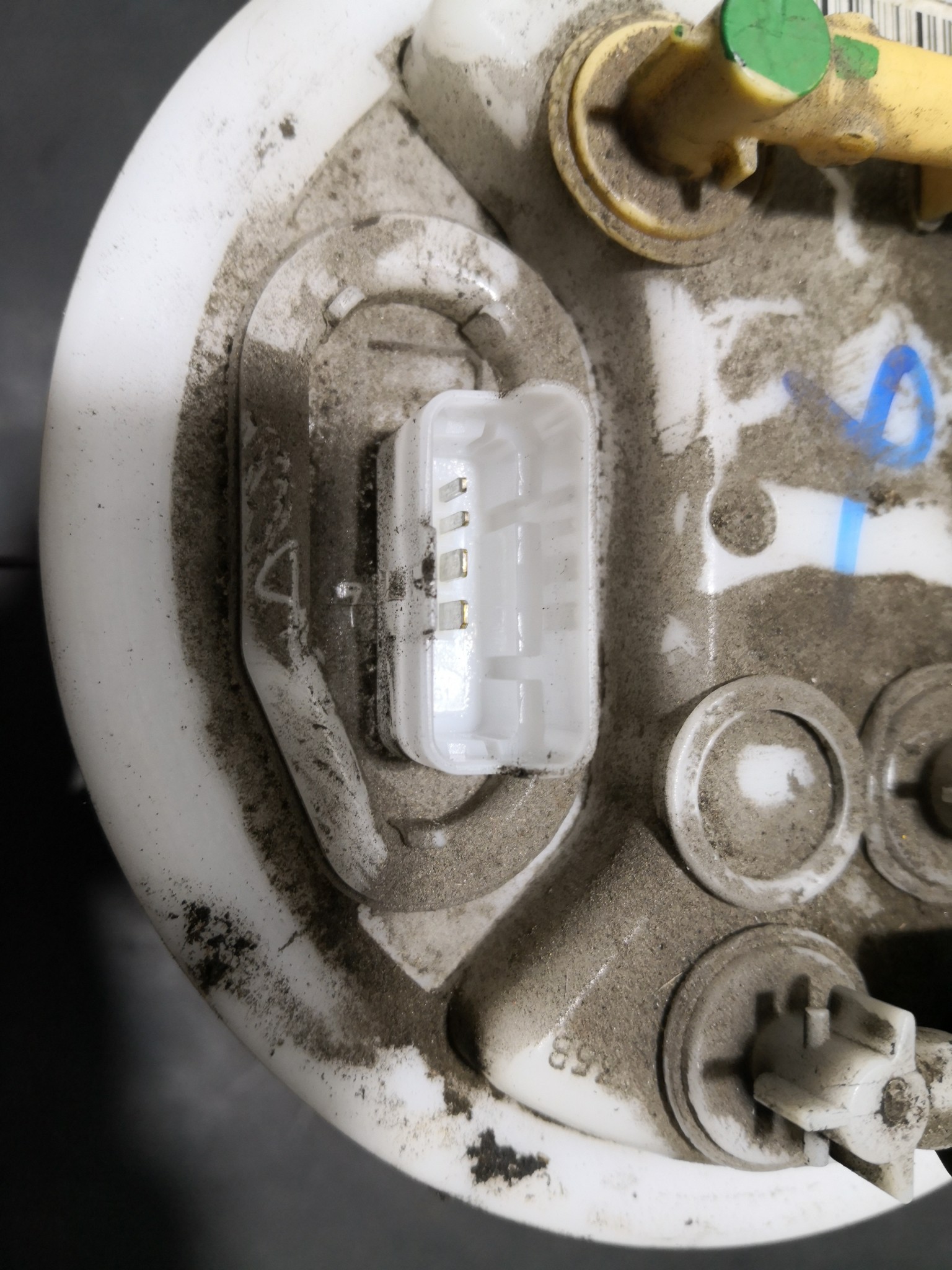 Boia do Combustível CITROEN C5 III (RD_) | 08 -  Imagem-3