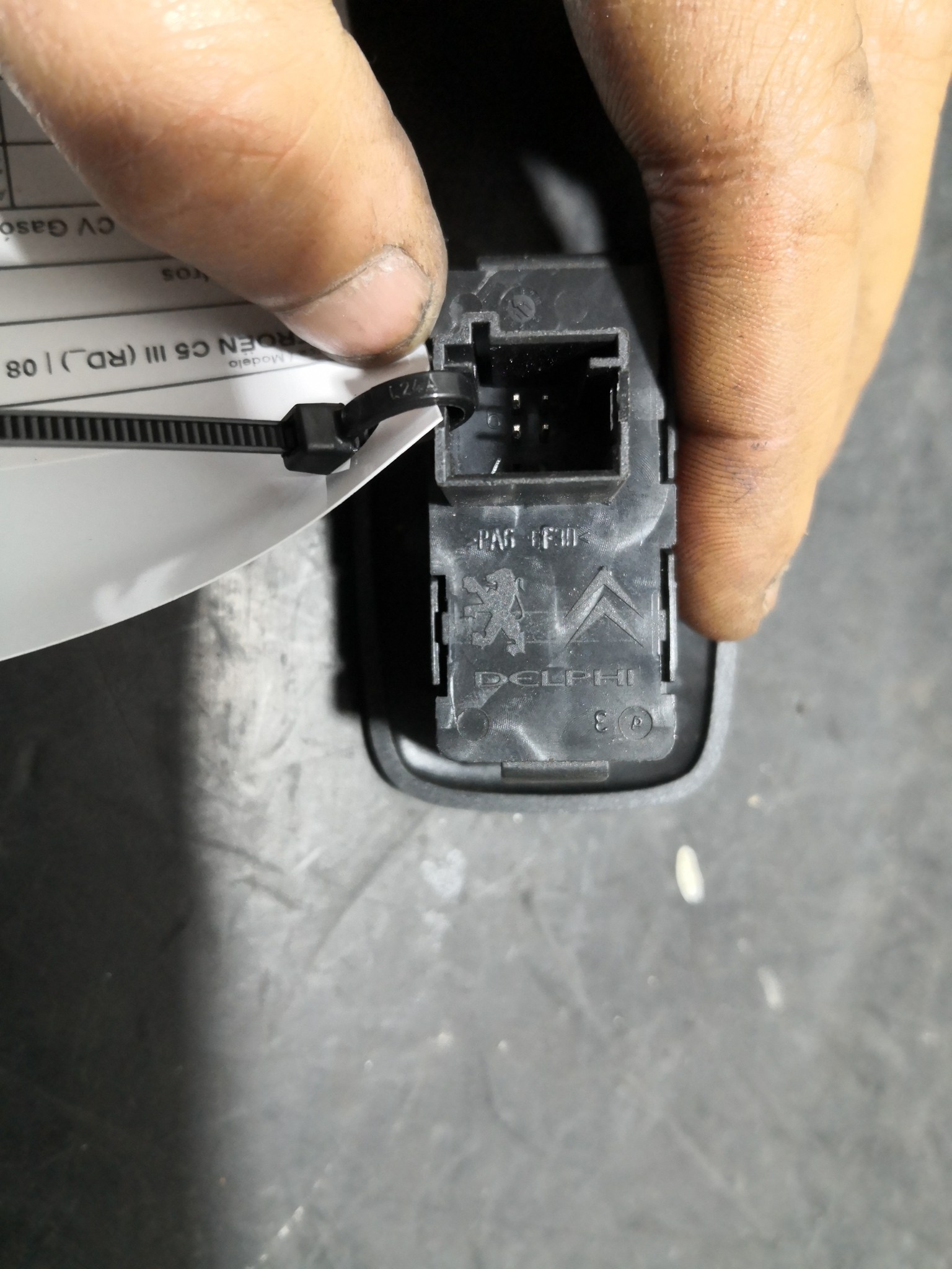 Botão Vidros CITROEN C5 III (RD_) | 08 -  Imagem-2