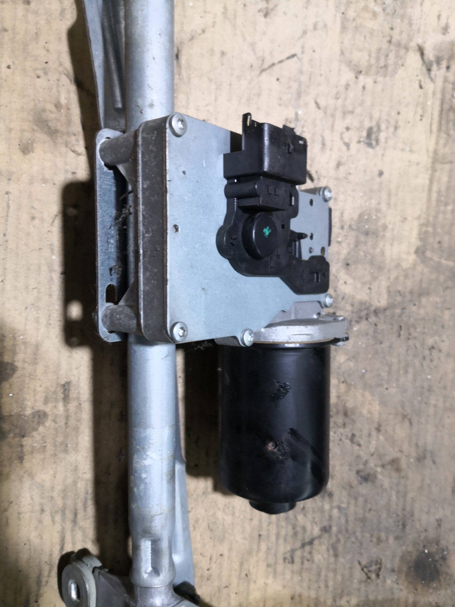 Motor Limpa Vidros Frente PEUGEOT 307 SW (3H) | 02 - 09 Imagem-2