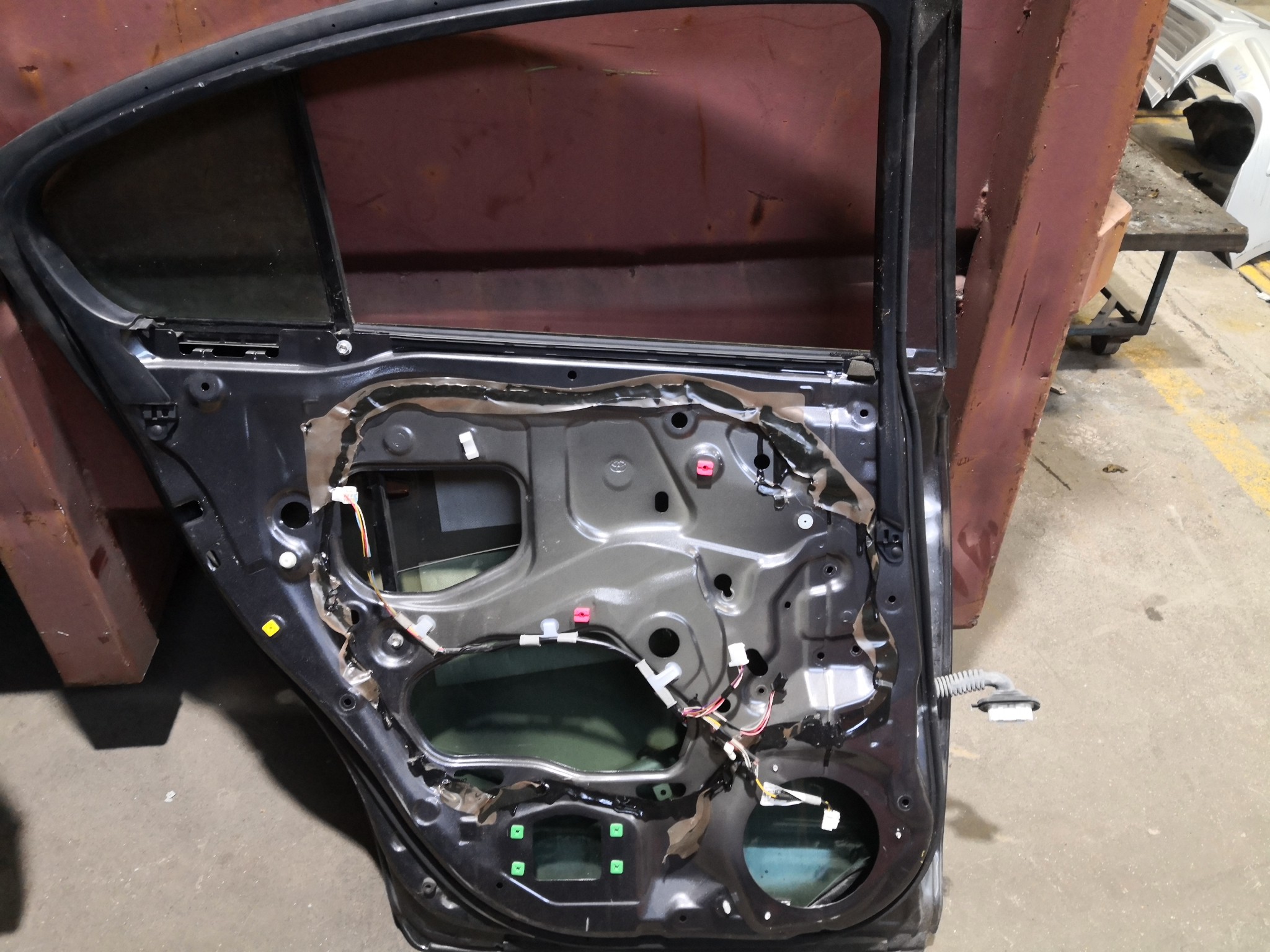 Porta Trás Esq TOYOTA AVENSIS três volumes (_T27_) | 08 - 18 Imagem-3