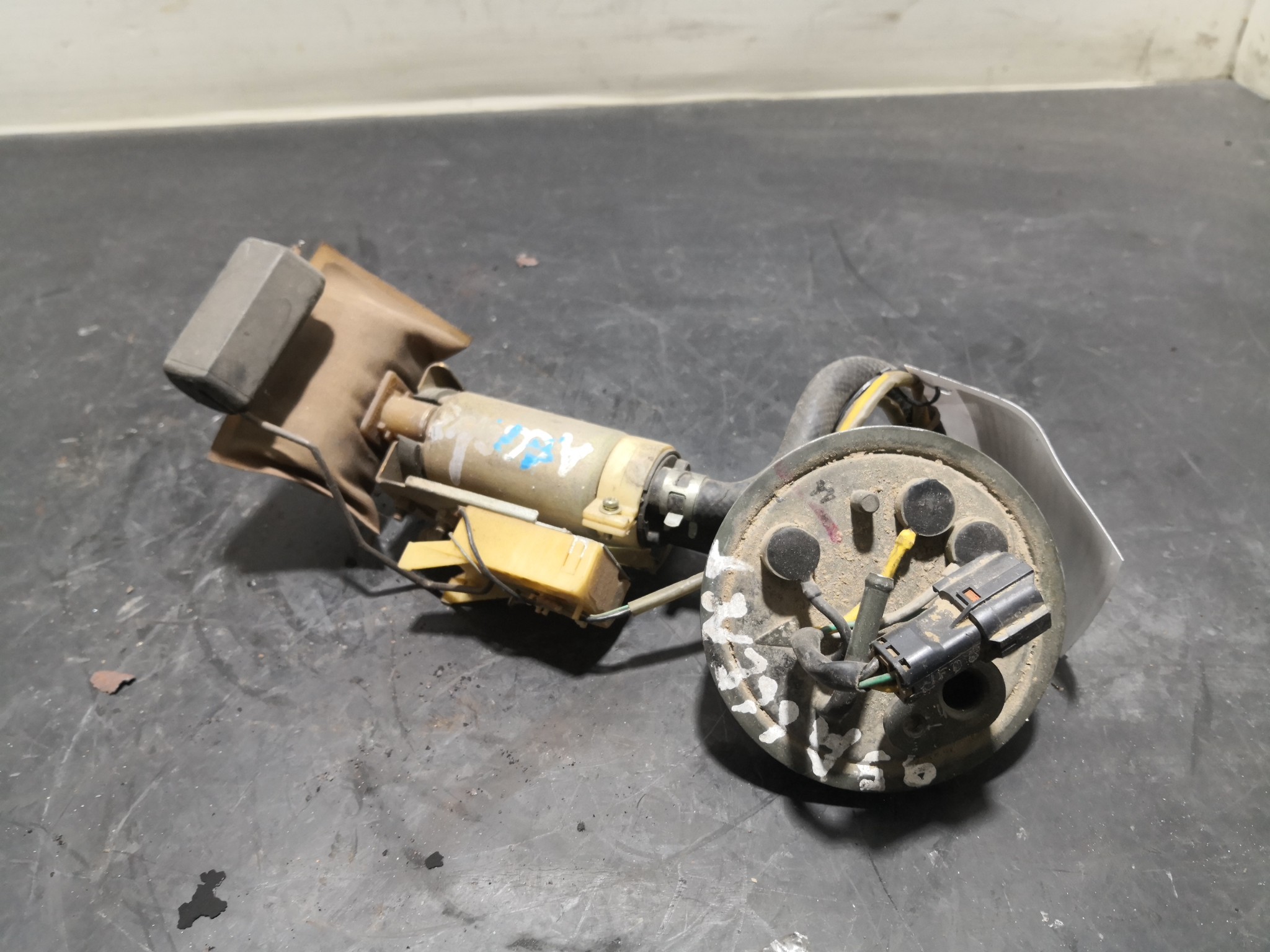 Bomba do Depósito de Combustível HYUNDAI ACCENT I (X-3) | 94 - 02 Imagem-3