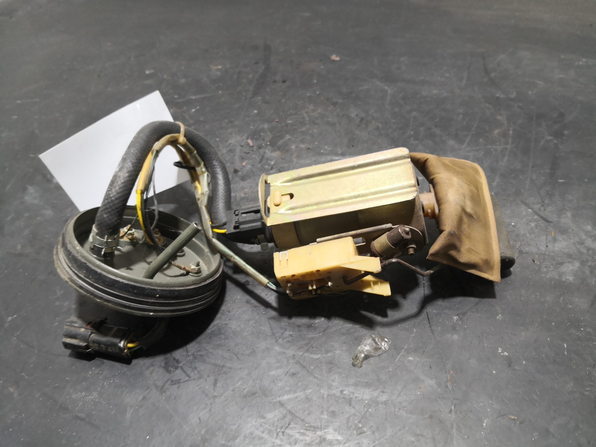 Bomba do Depósito de Combustível HYUNDAI ACCENT I (X-3) | 94 - 02 Imagem-6