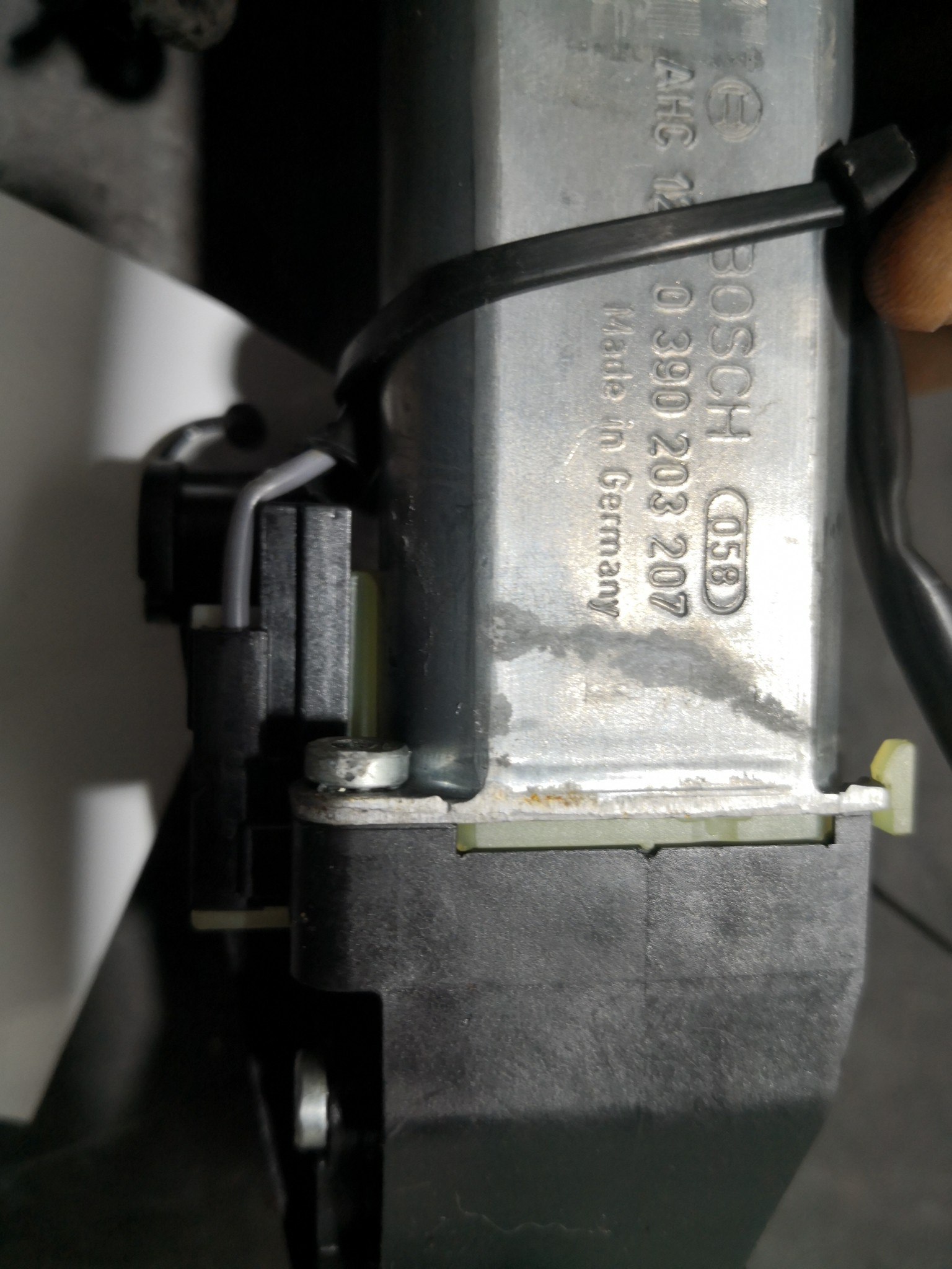 Motor Regulação Banco MERCEDES-BENZ C-CLASS (W204) | 07 - 15 Imagem-1