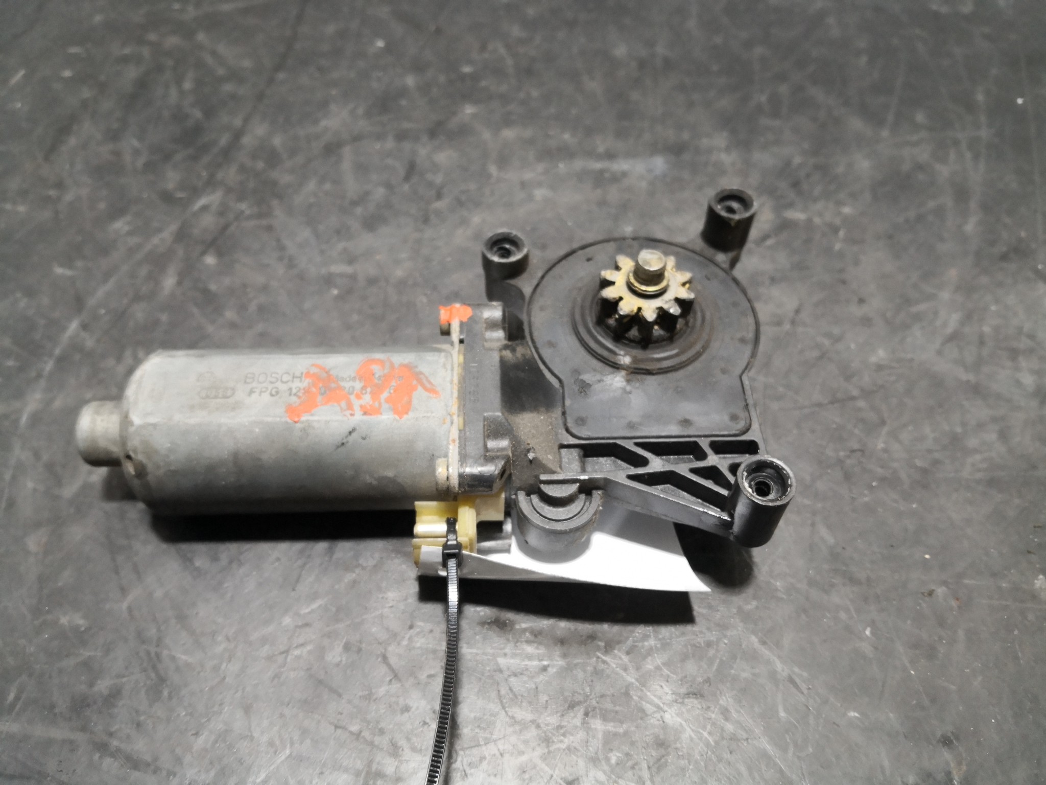 Motor elevador frt drt MERCEDES-BENZ C-CLASS (W202) | 93 - 00 Imagem-4