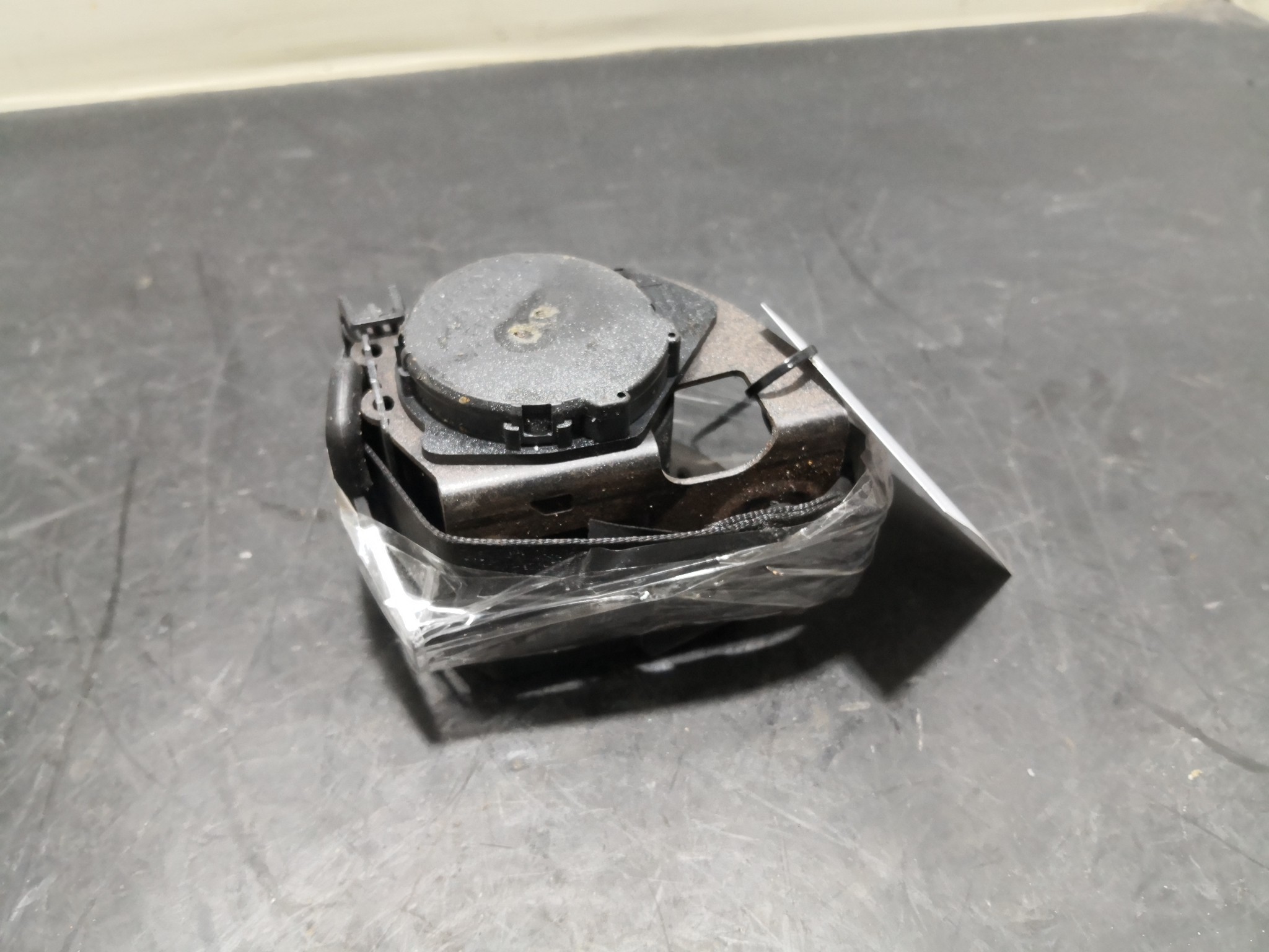 Cinto Trás Esq SEAT CORDOBA (6L2) | 02 - 09 Imagem-2