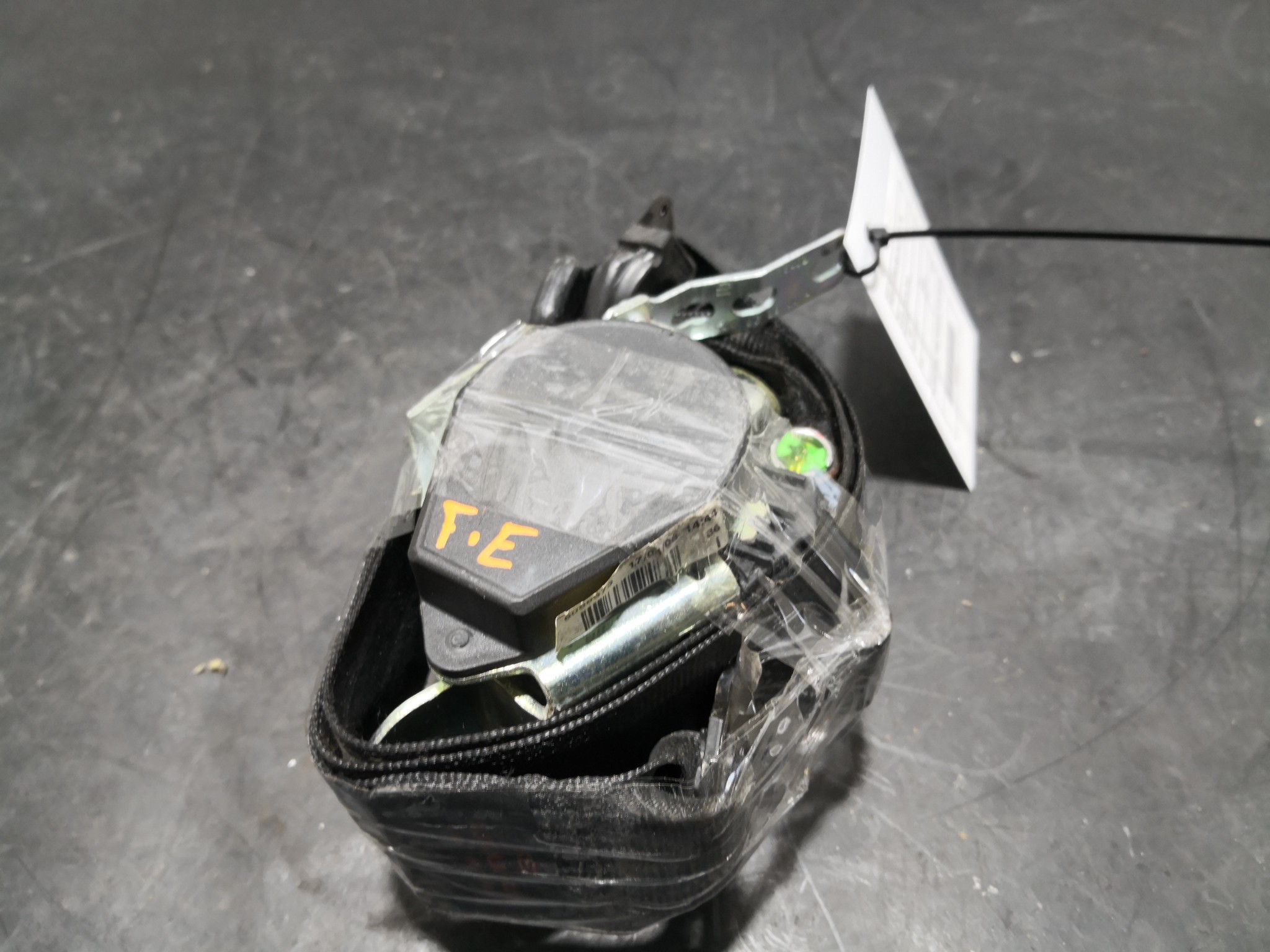 Cinto Frente Esq  SEAT CORDOBA (6L2) | 02 - 09 Imagem-1