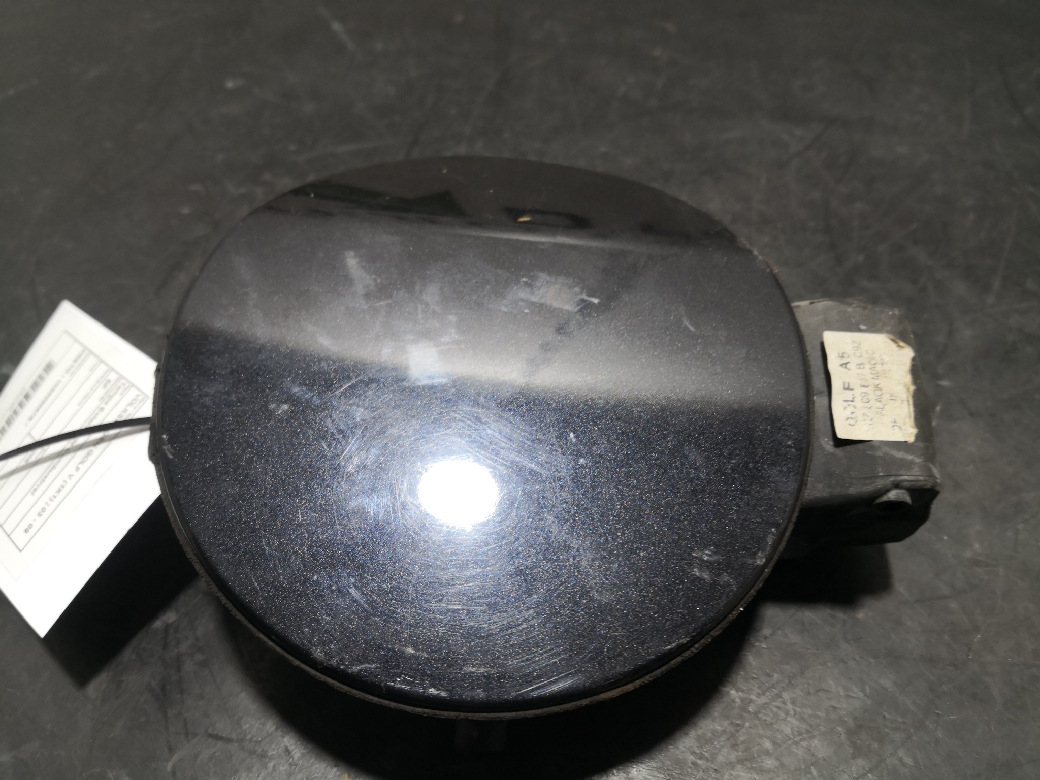 Tampa Exterior de Combustivel VOLKSWAGEN - ID S_91495