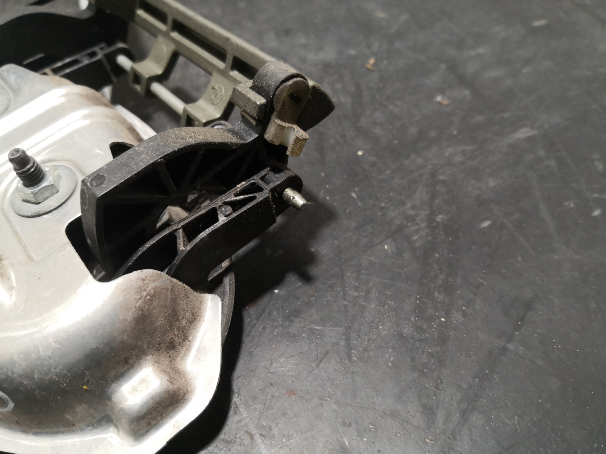 Puxador Exterior Porta Frente Dta OPEL CORSA C (X01) | 00 - 09 Imagem-2