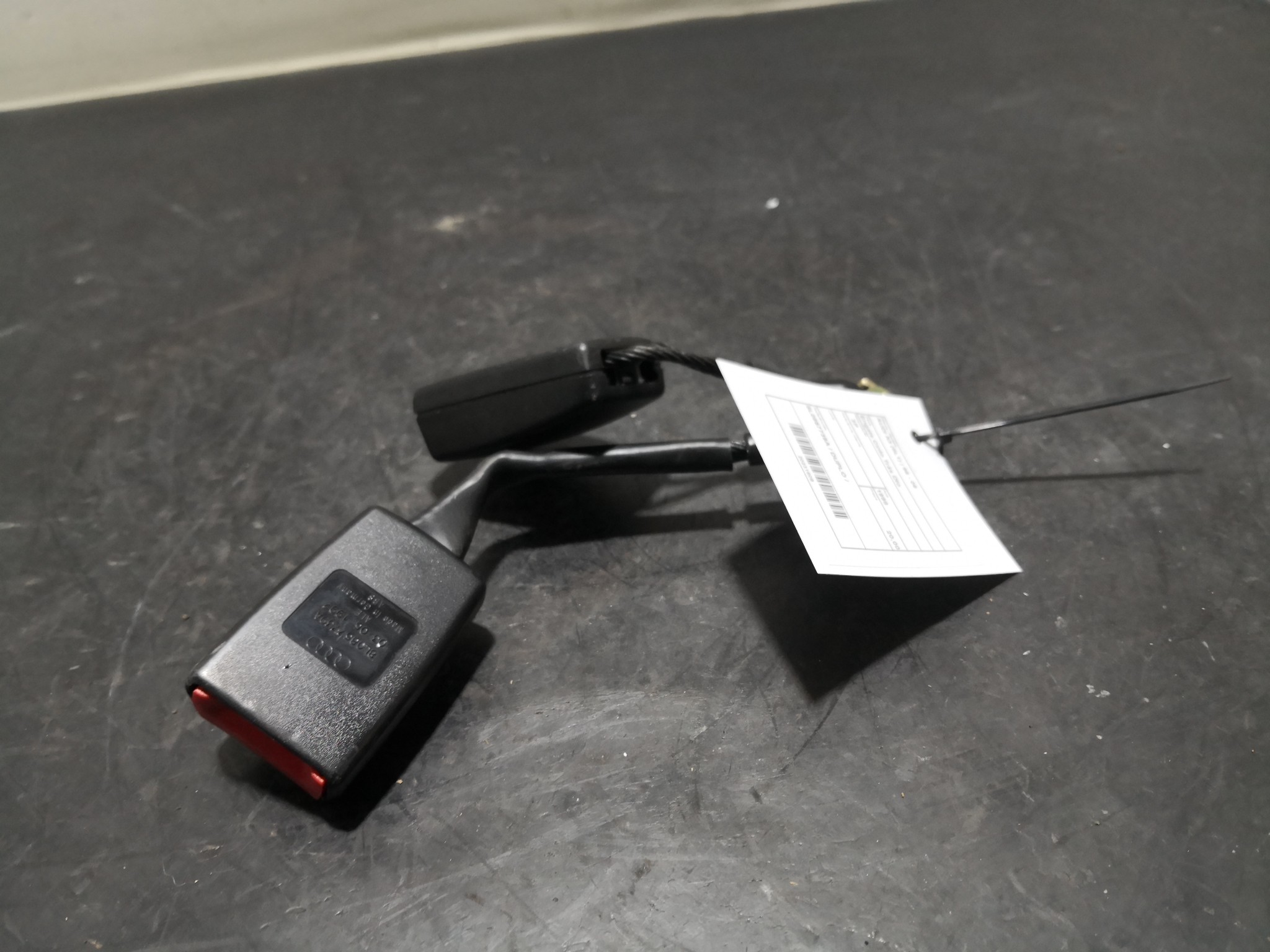 Engate Cinto Trás Dto AUDI A3 (8L1) | 96 - 06 Imagem-2