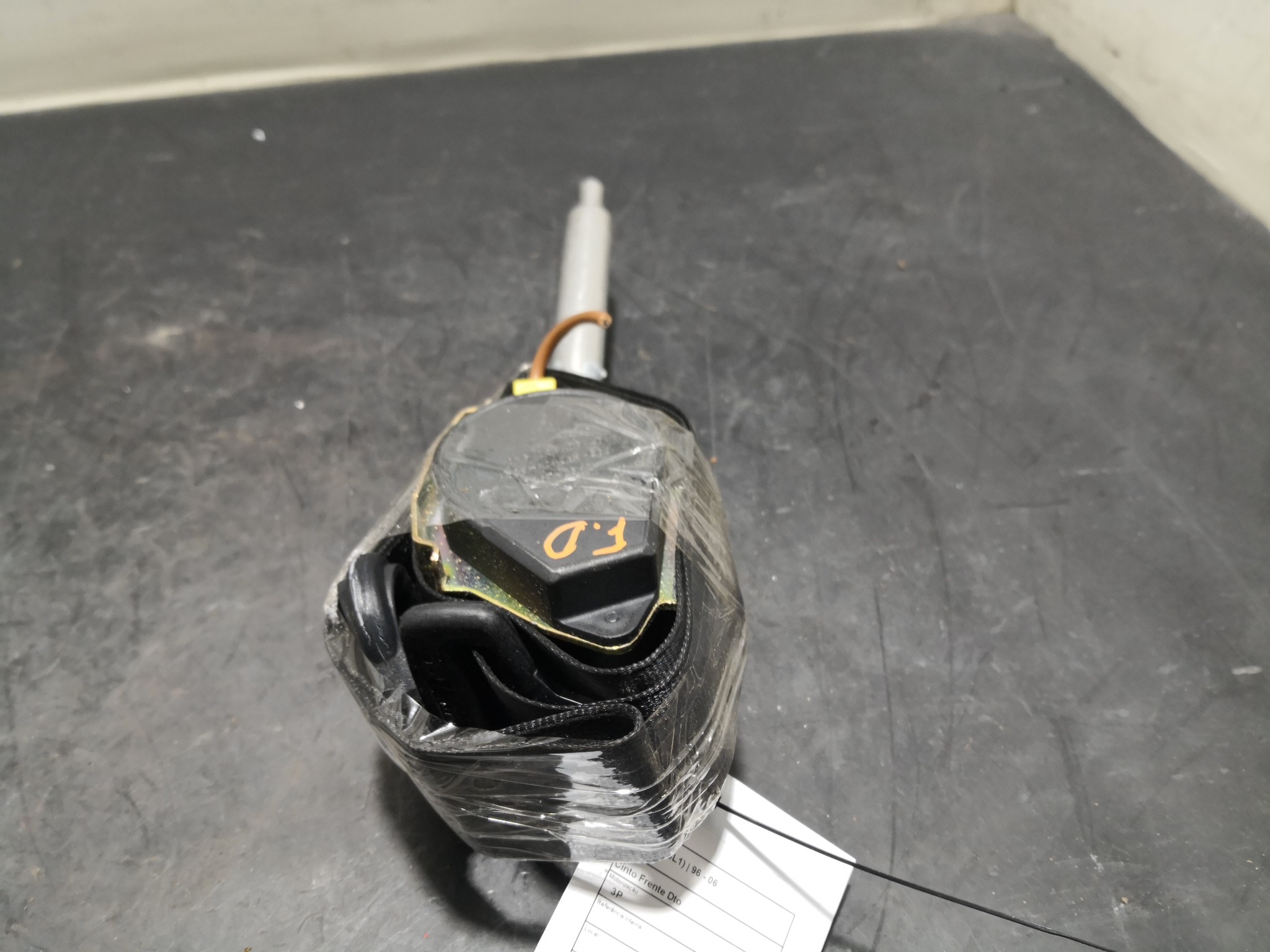 Cinto Frente Dto AUDI A3 (8L1) | 96 - 06 Imagem-2